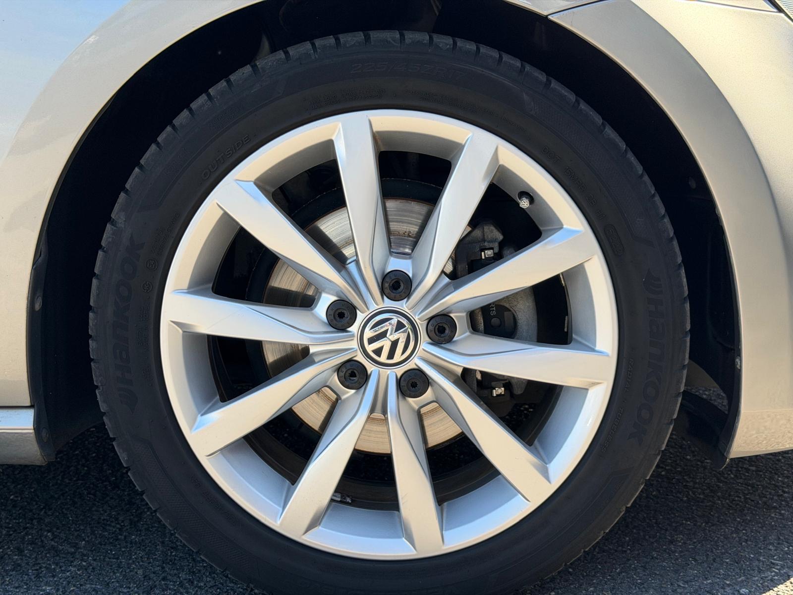 Volkswagen Golf 7 VII 1.4 TSI 16v Blue motion 140ch 140ch Carat