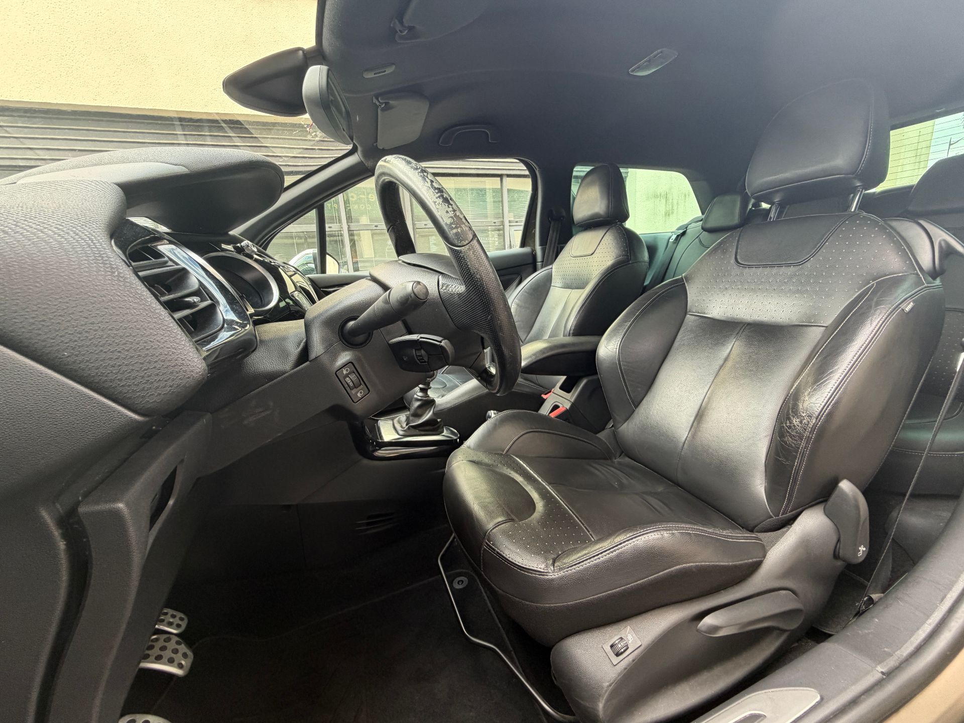 Citroen DS3 “Just mat” – 6 990 €