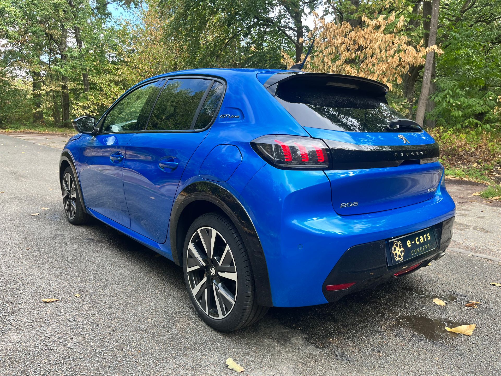 PEUGEOT 208 1,2L 12v 100ch GT line