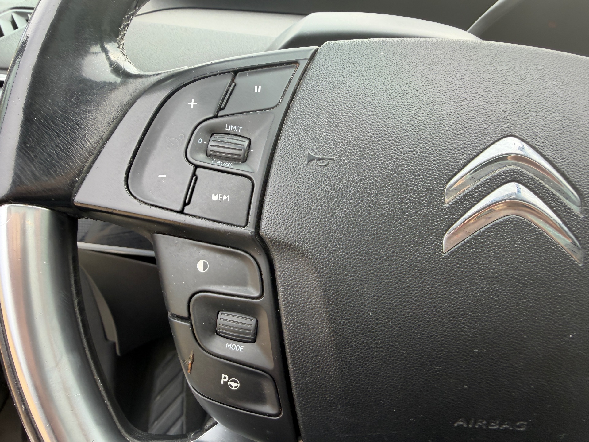 Citroen C4 Picasso 1,6 blue hdi 116ch exclusive