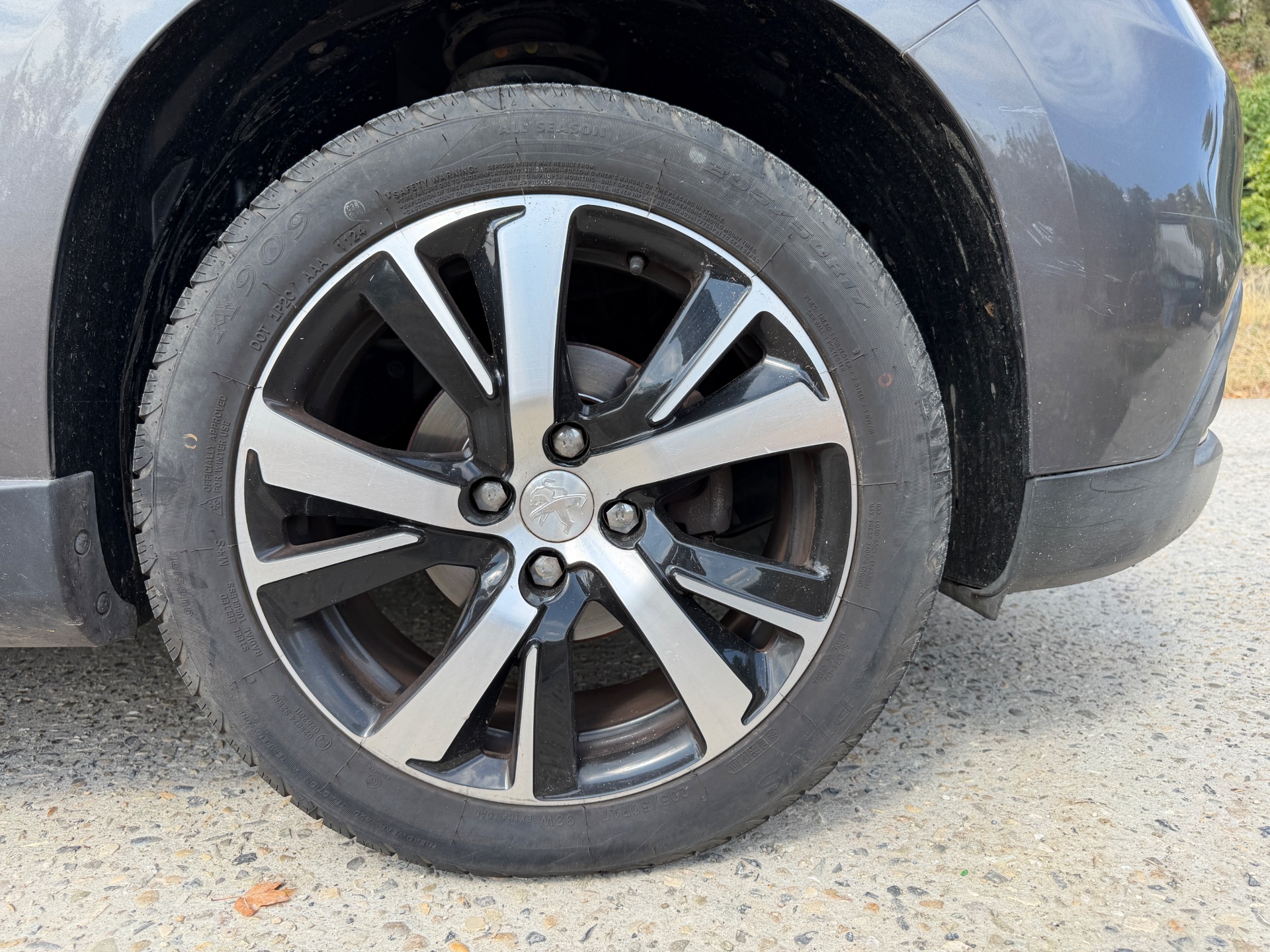 Peugeot 2008 1,6 BlueHdi Urvan cross