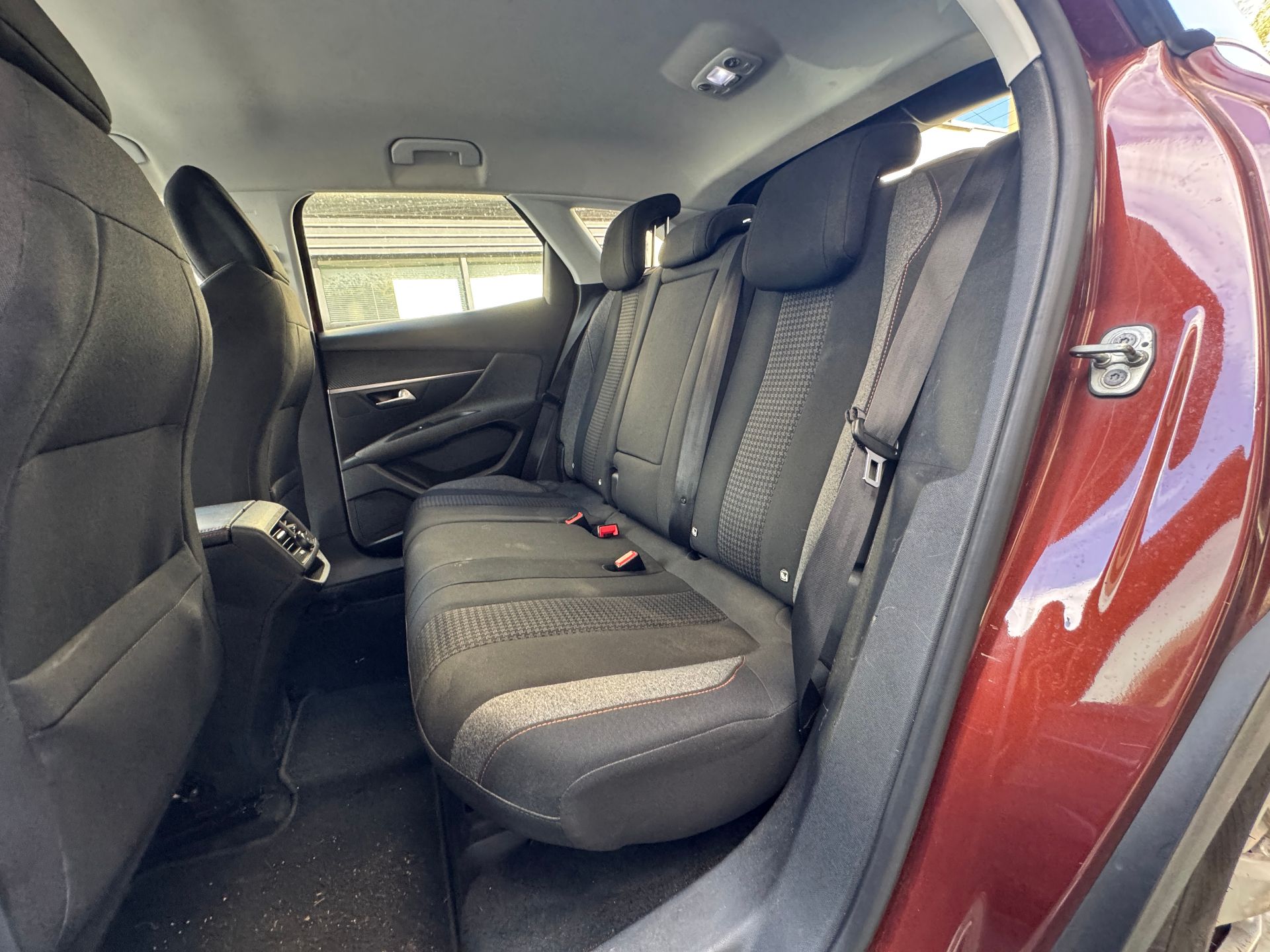 Peugeot 3008 1.6 BLUEHDI 120ch ACTIVE BUISSNESS