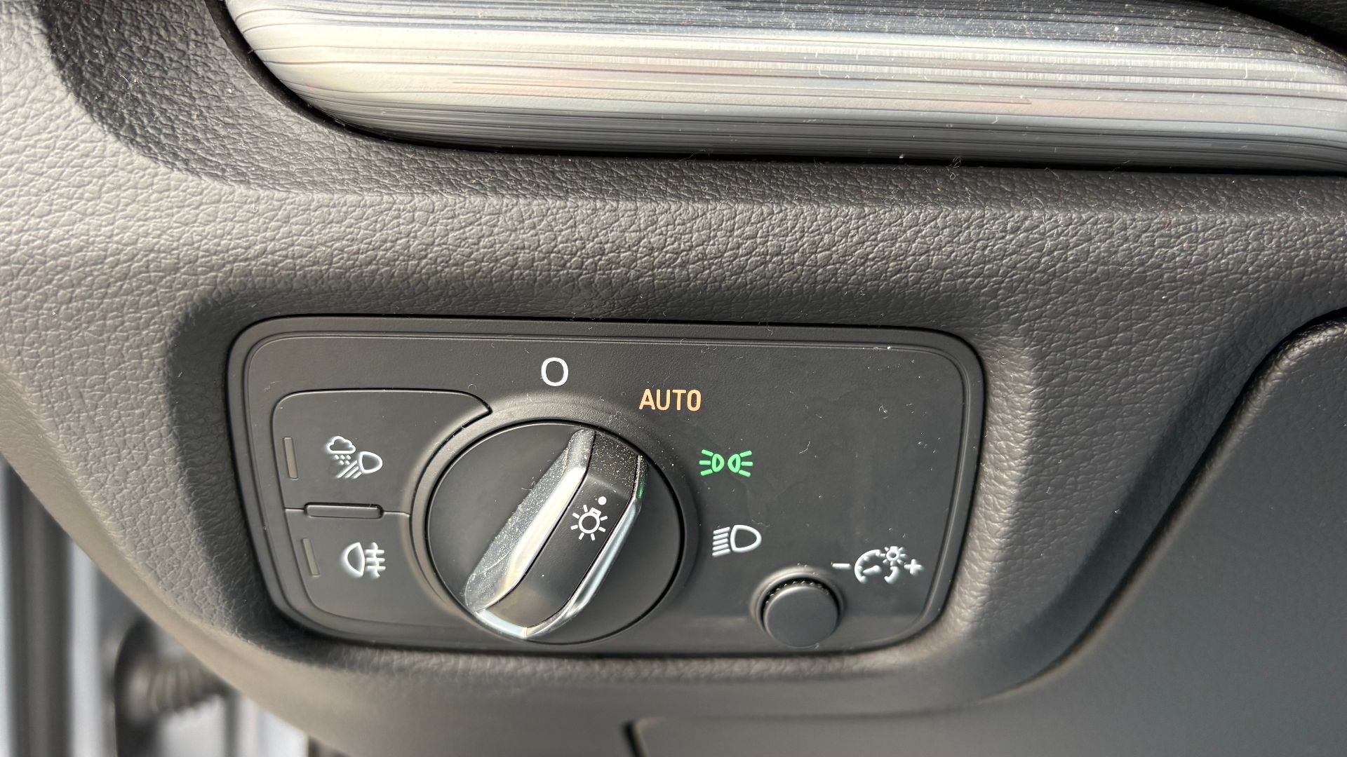 Audi A3 2.0L TFSI 190ch S-LINE