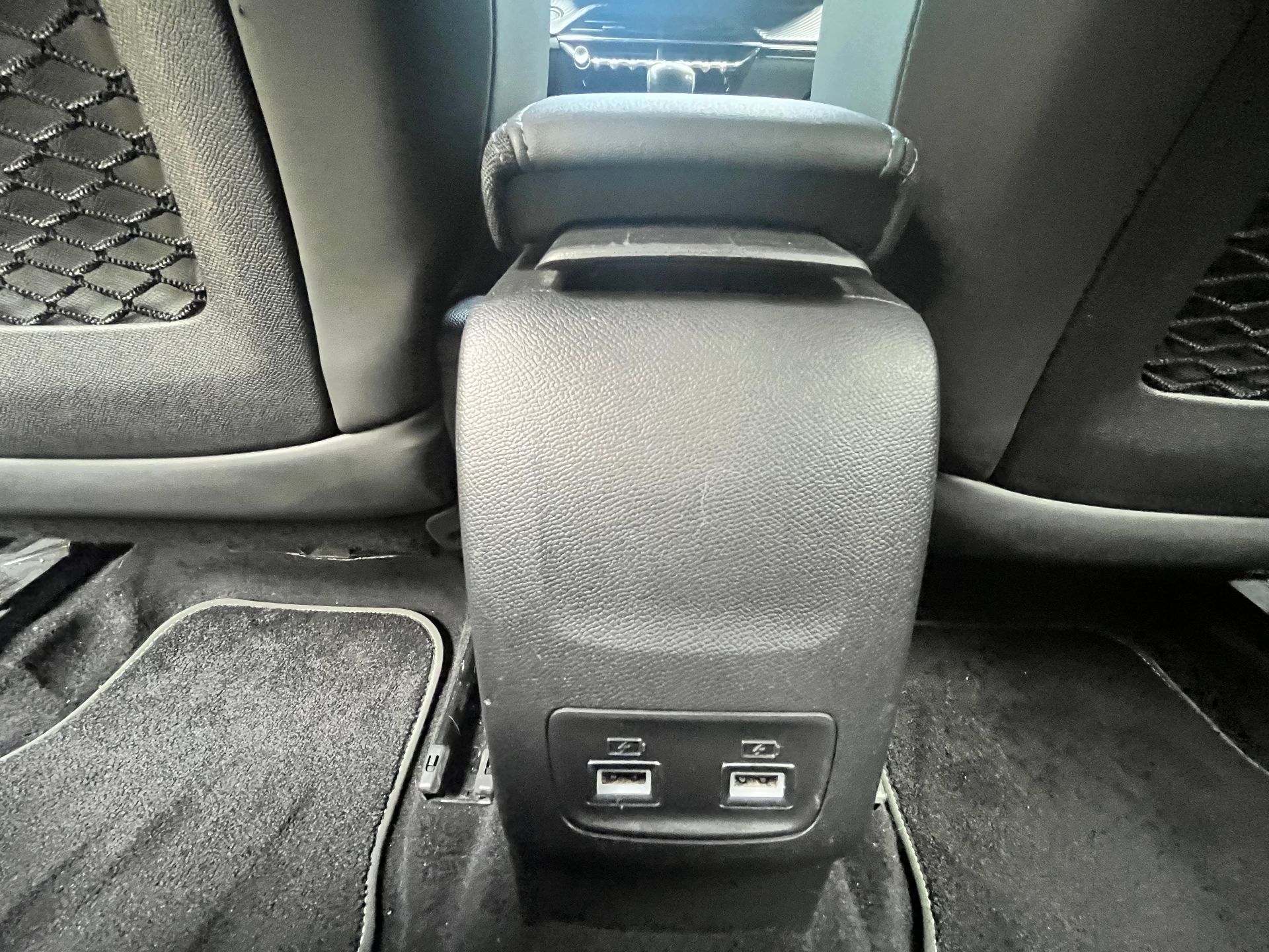 PEUGEOT 208 1,2L 12v 100ch GT line