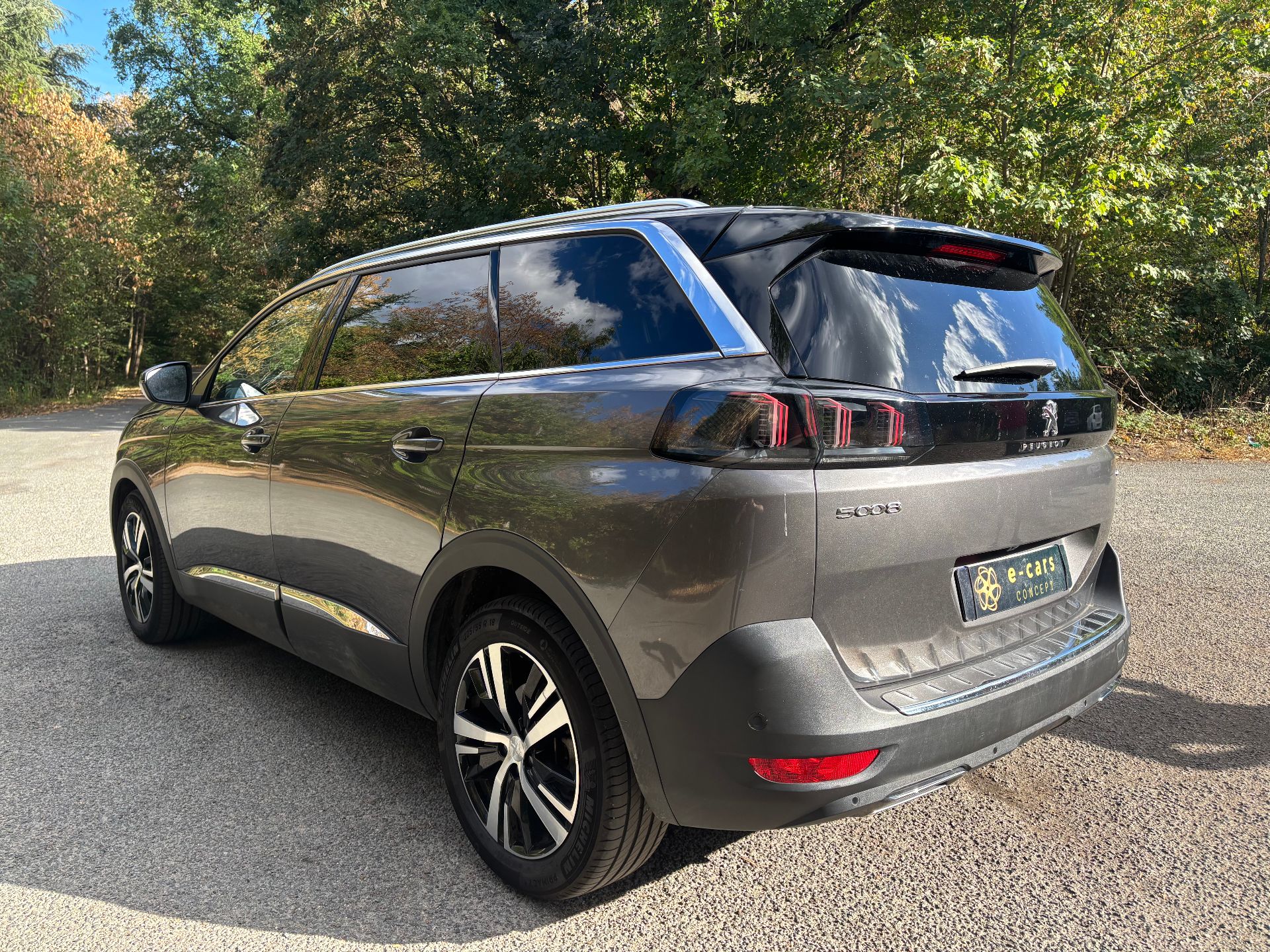 Peugeot 5008 1.6 180ch GT