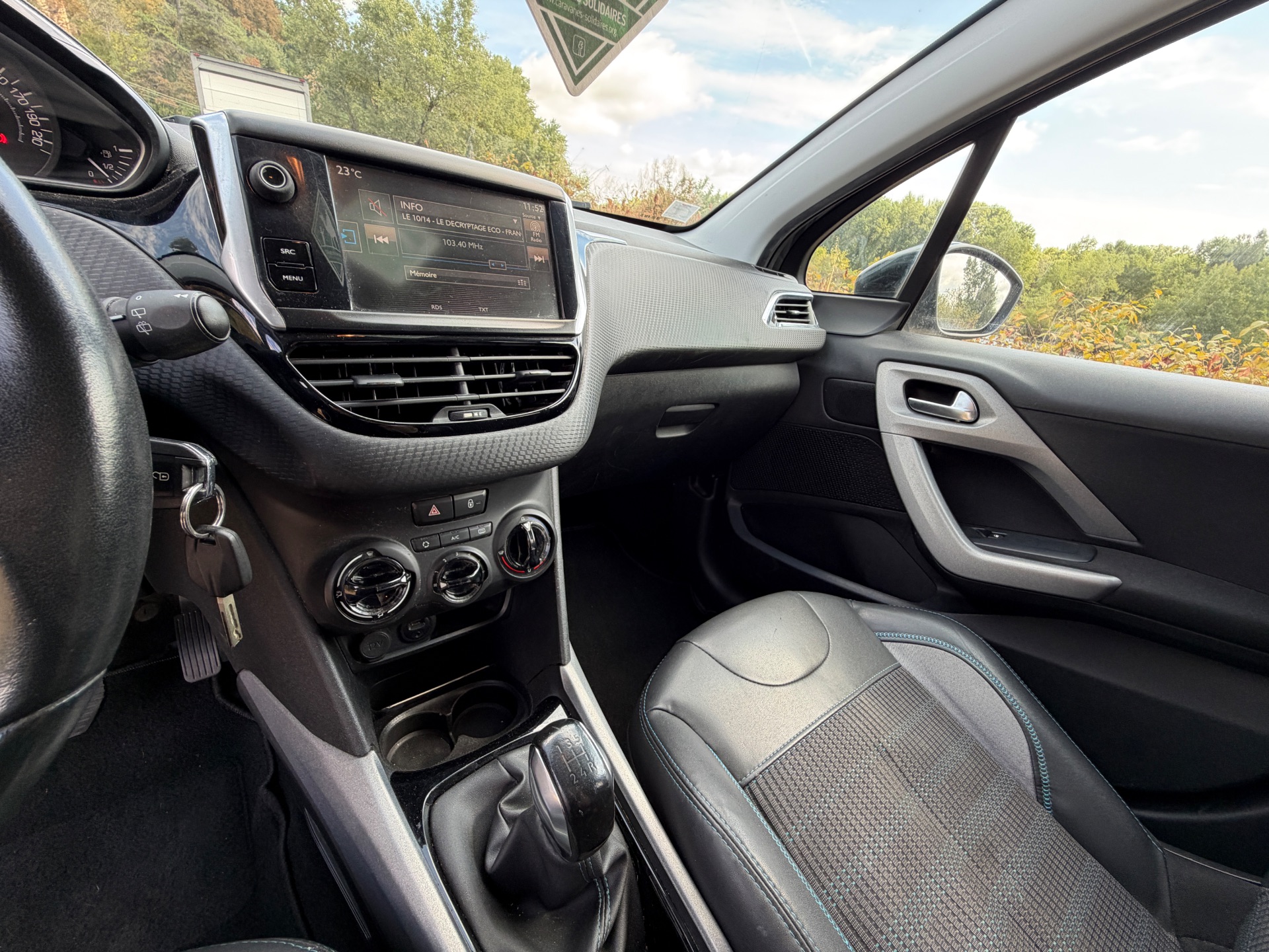 Peugeot 2008 1,6 BlueHdi Urvan cross