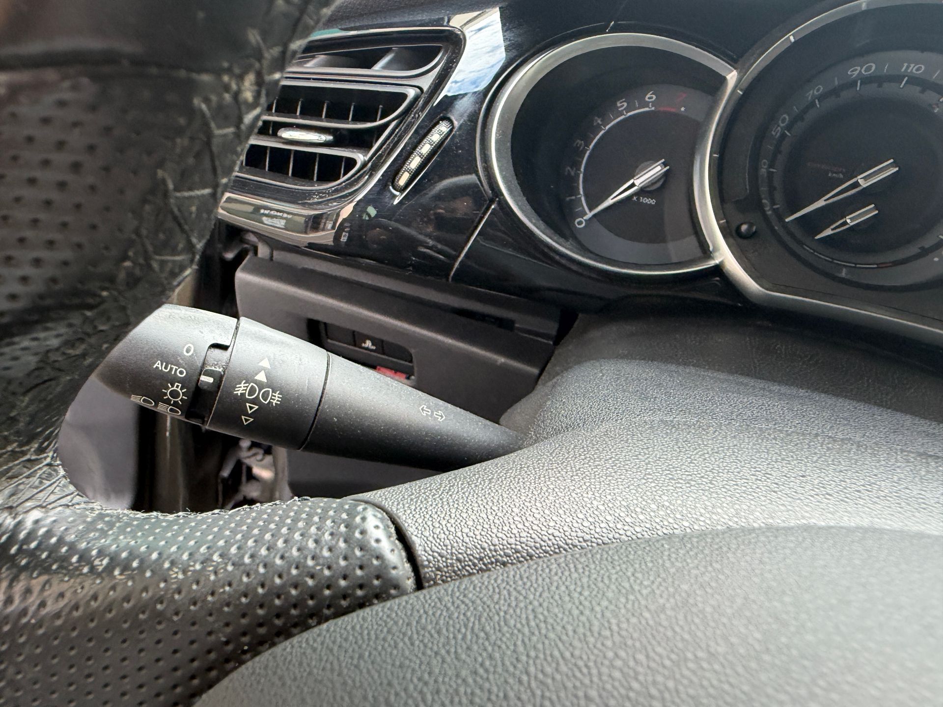Citroen DS3 “Just mat” – 6 990 €