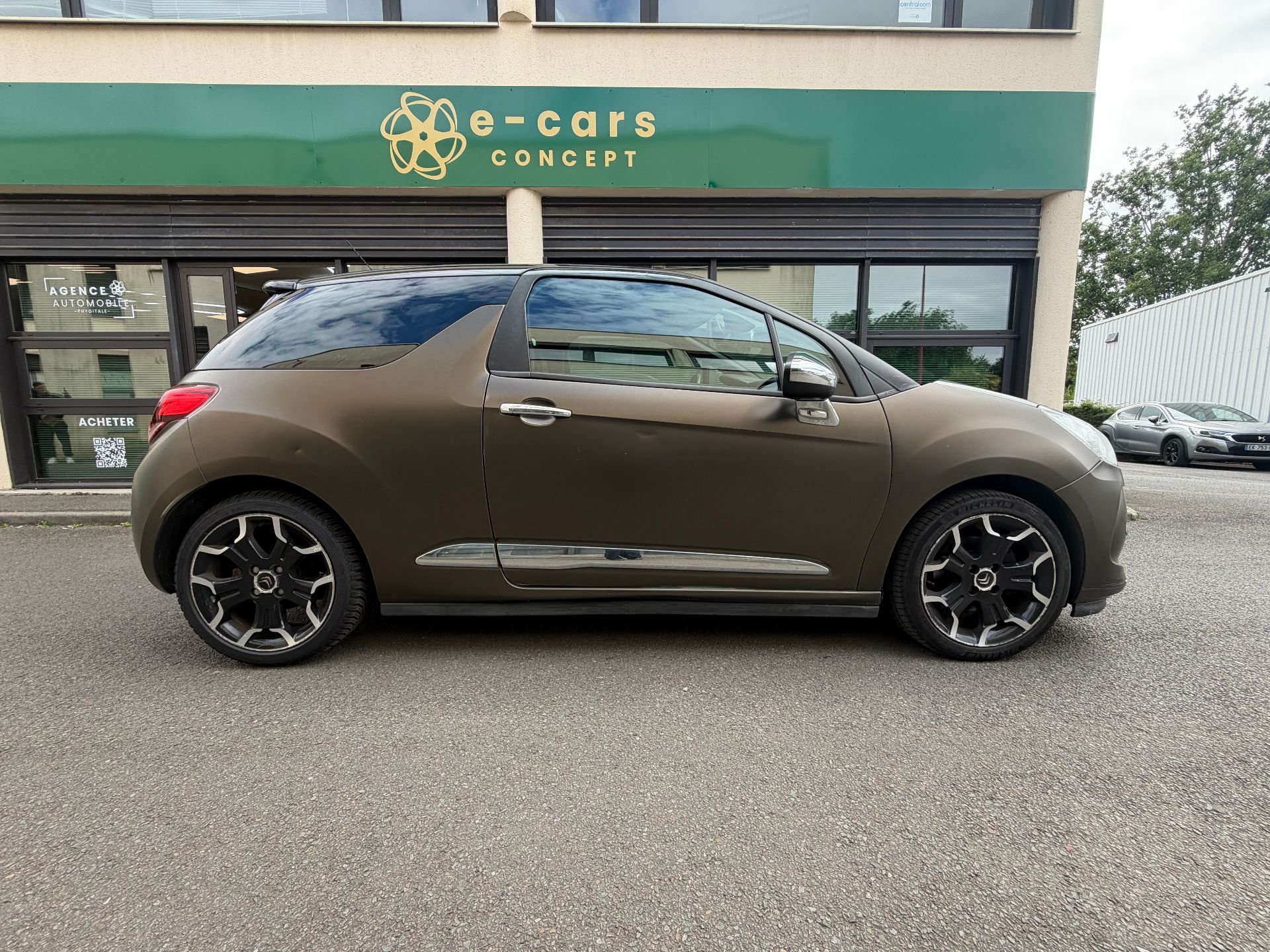 Citroen DS3 “Just mat” – 6 990 €