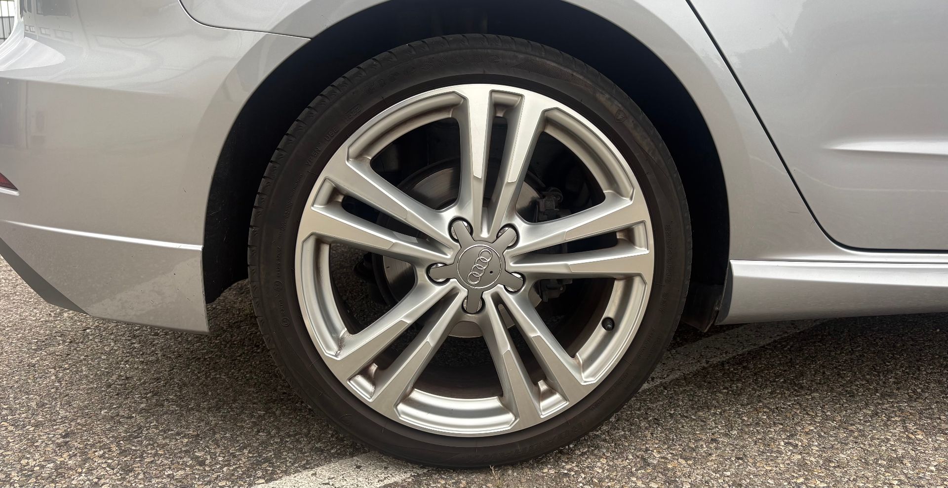 Audi A3 2.0L TFSI 190ch S-LINE