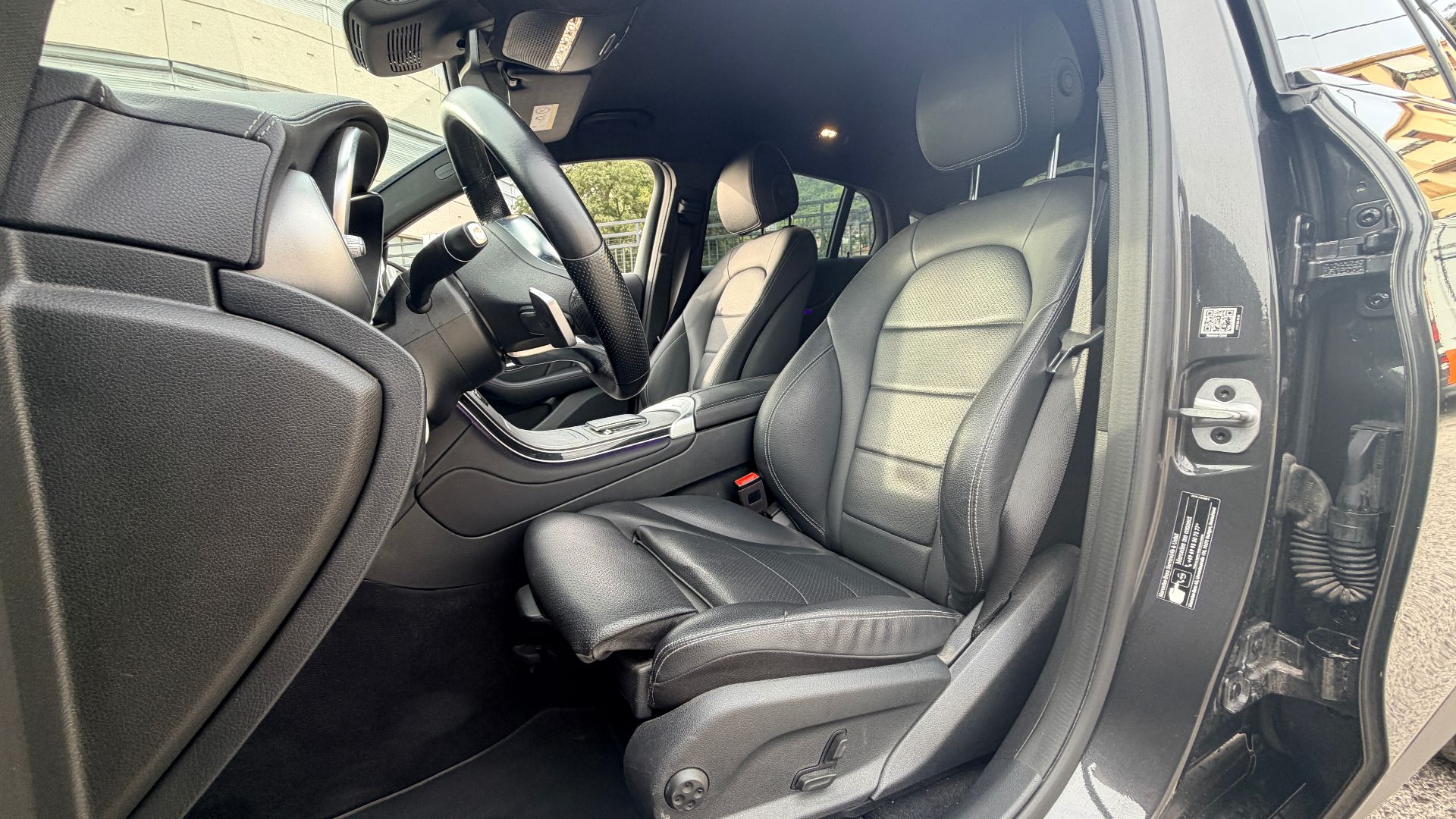 Mercedes-Benz GLC Coupé 300de 4Matic 9G-Tronic 364ch AMG LINE