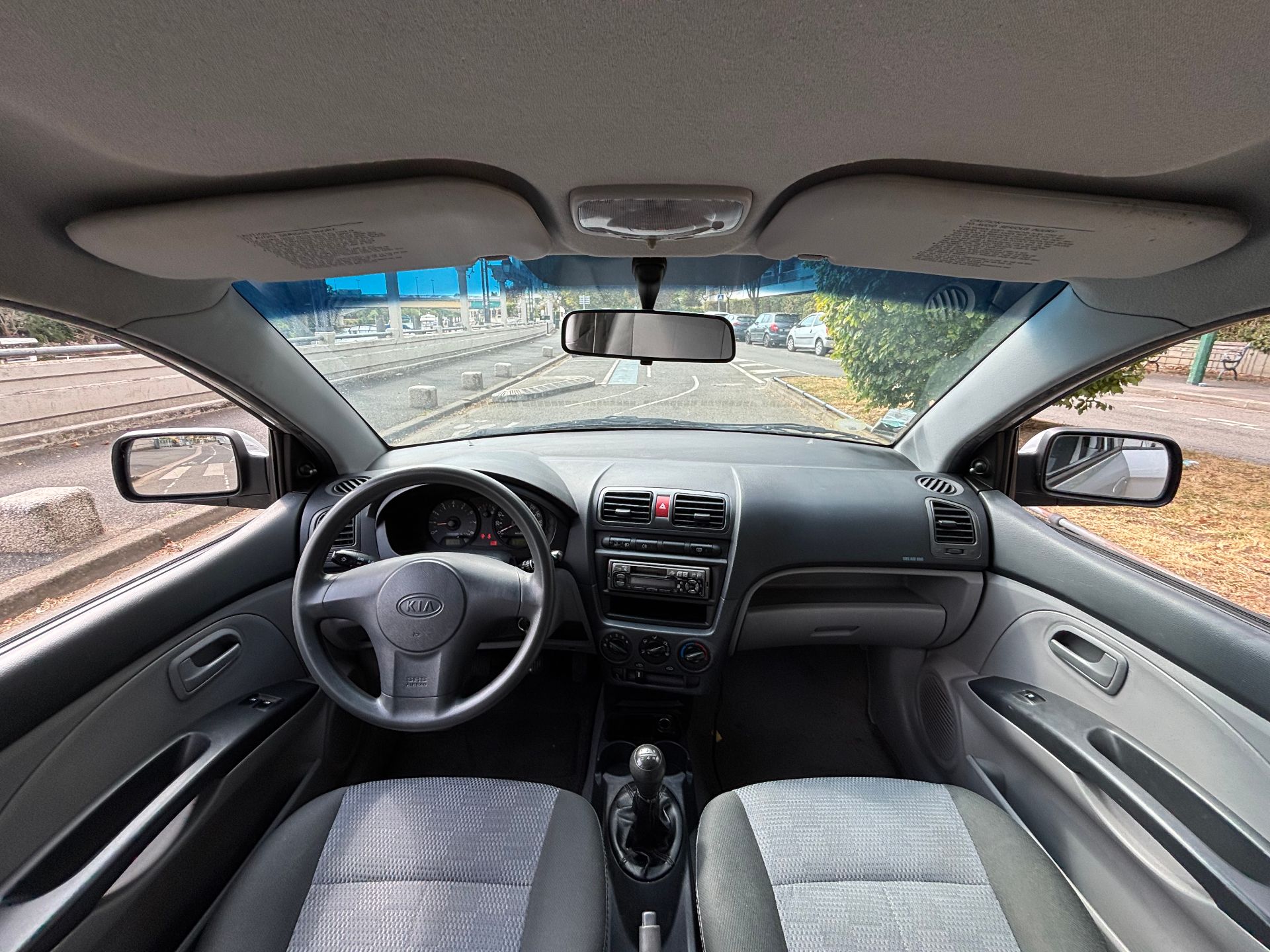 Kia Picanto 1.1l LX (SA) 1.1 12V 65 cv