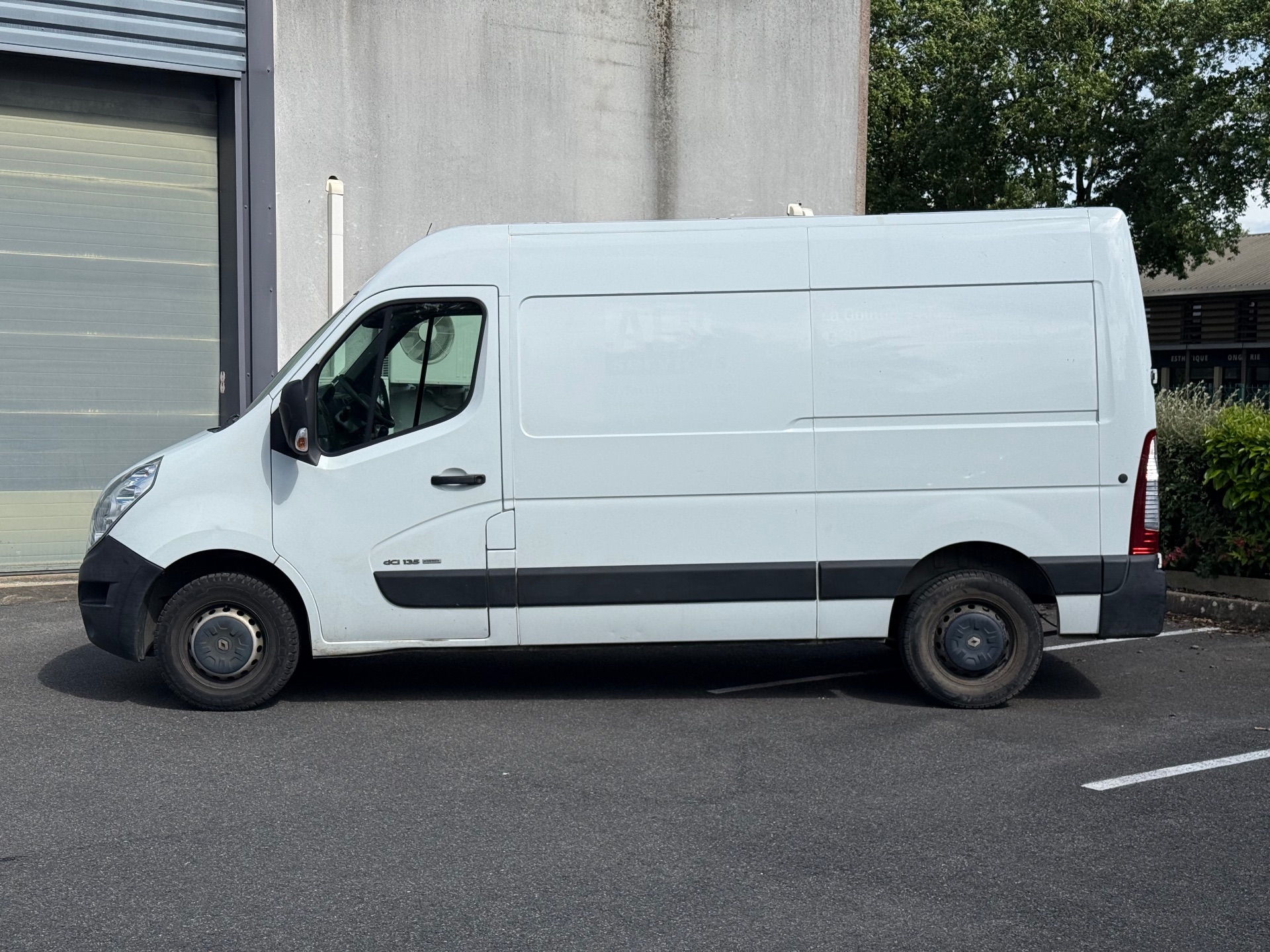 Renault Master L2H2 3.5t 2.3 DCI 135 8.0 CV 136ch Energy Grand Confort