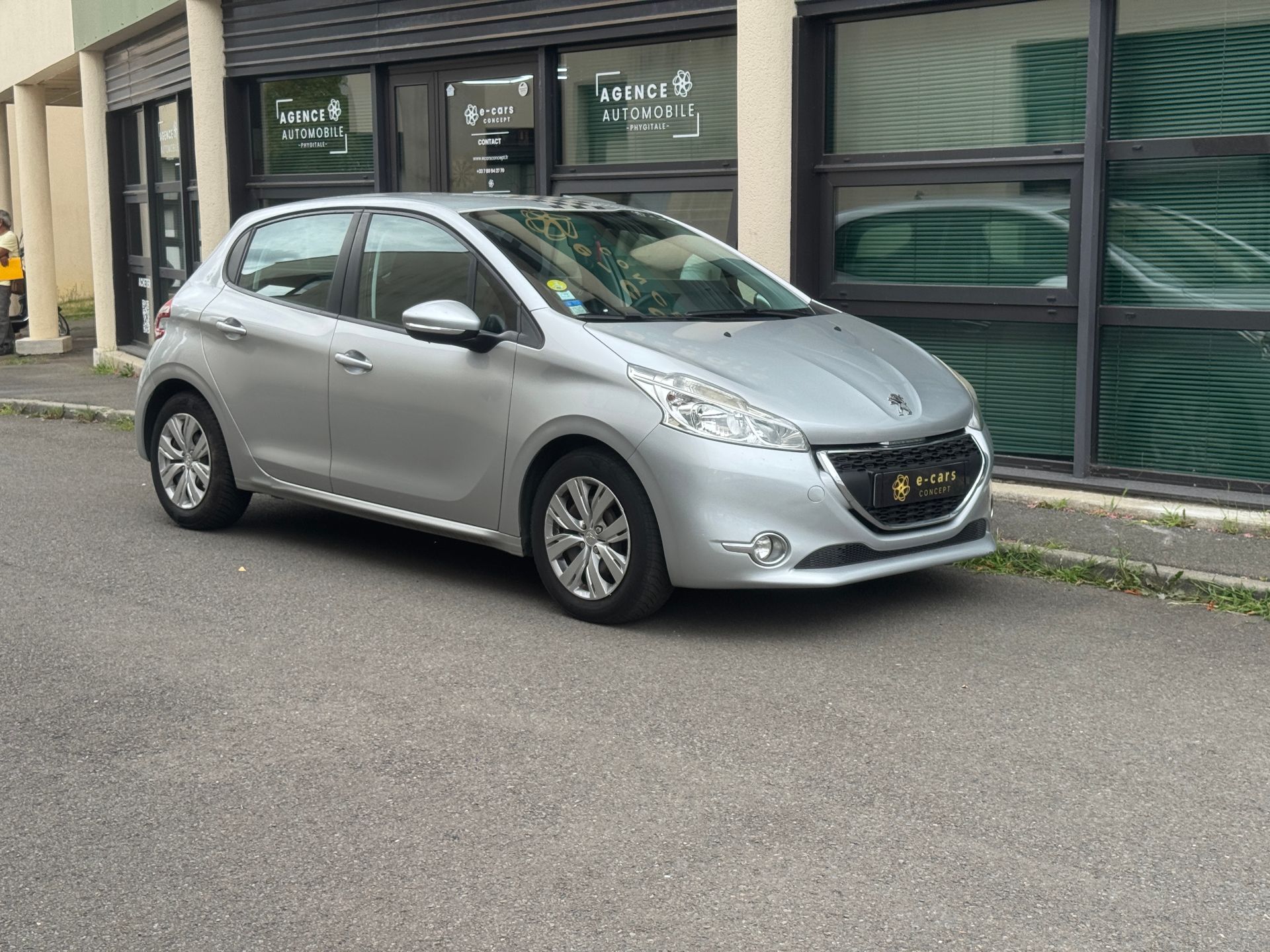 Peugeot 208 1.4 HDI 68ch ACTIVE