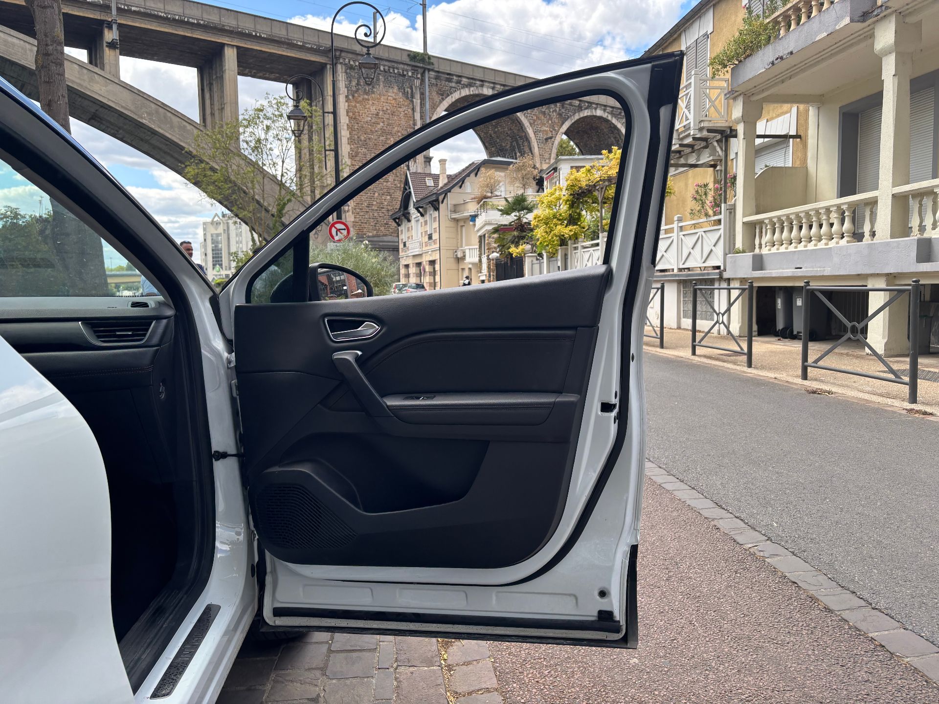 Renault Captur 1,5L DCI INITIAL PARIS II 1.5 Blue dCi DPF EDC7 S&S 115 cv Boîte auto