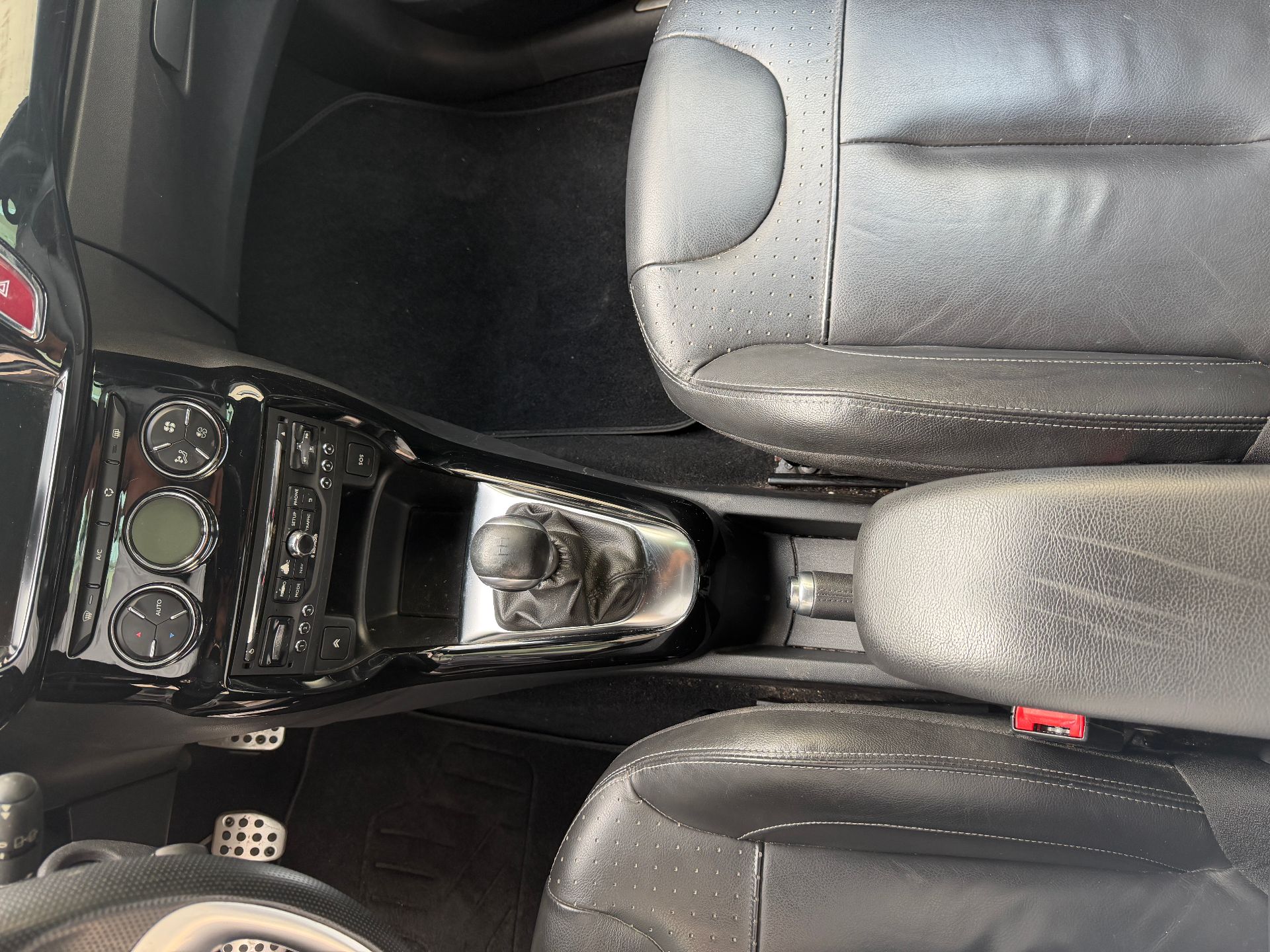 Citroen DS3 “Just mat” – 6 990 €