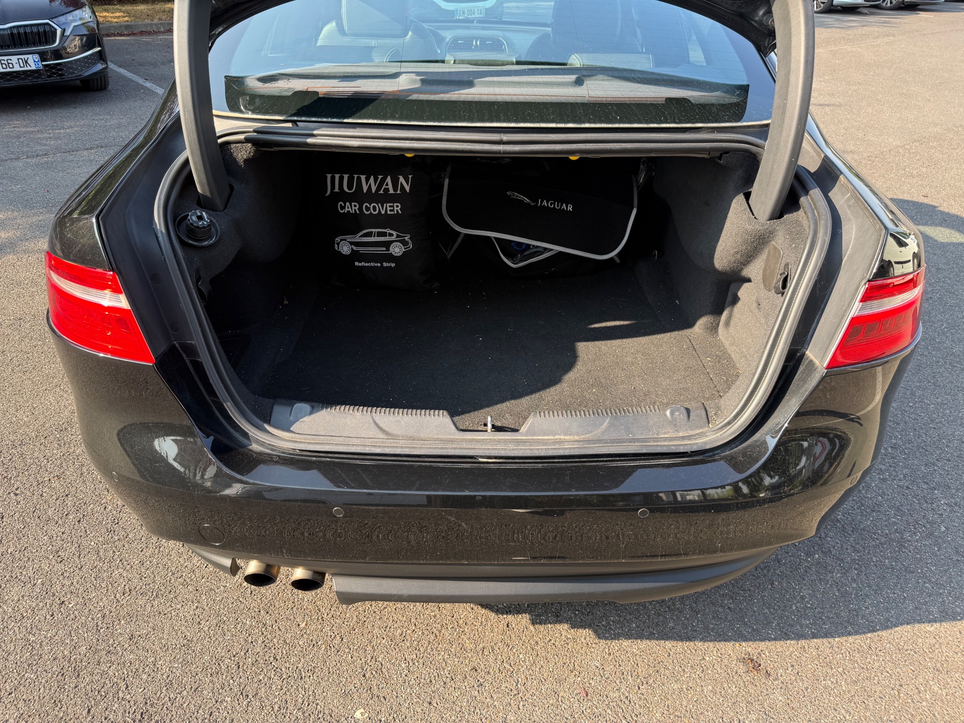 Jaguar XE 2.0 D 180ch 9.0 CV R-sport