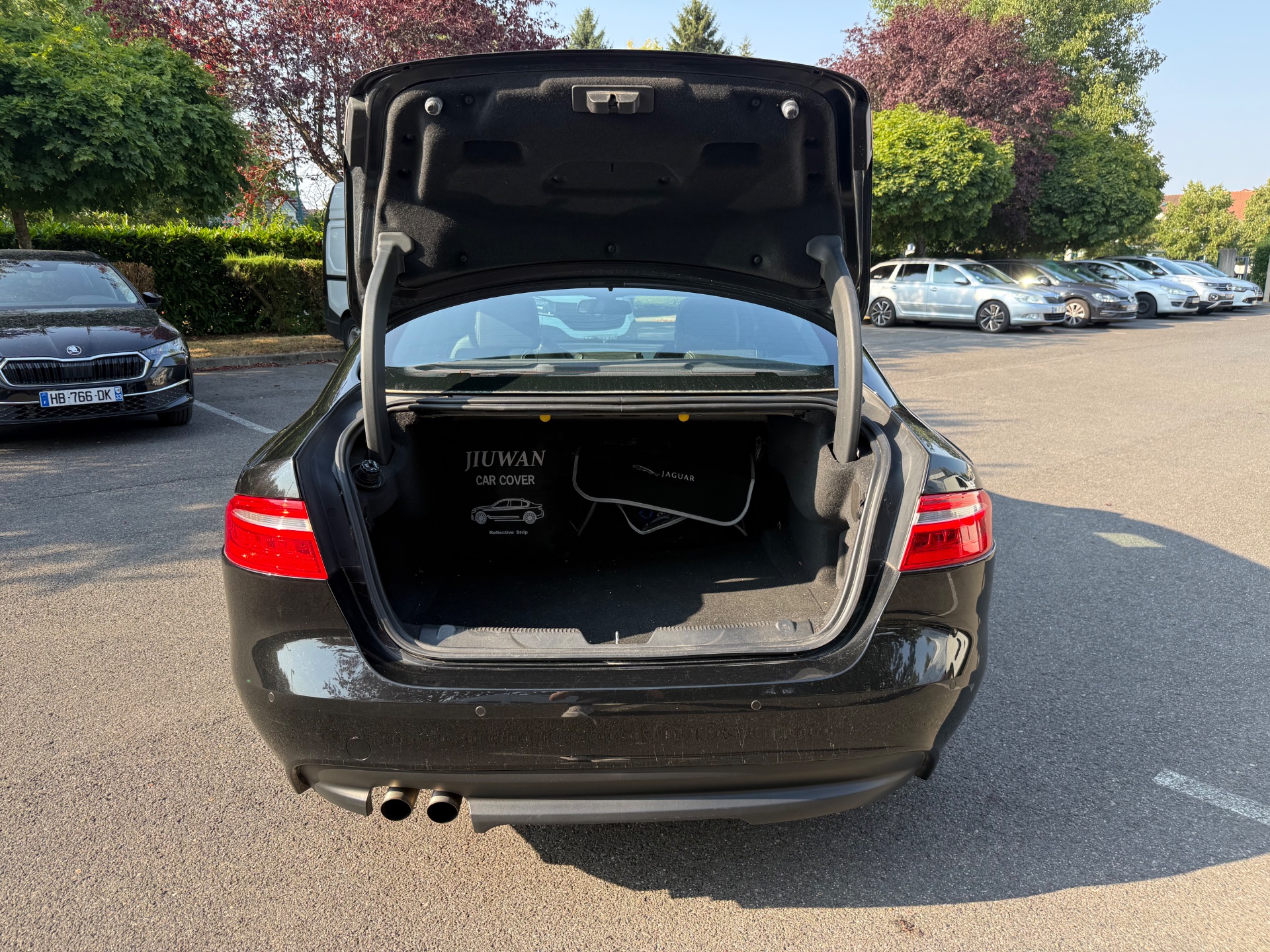 Jaguar XE 2.0 D 180ch 9.0 CV R-sport