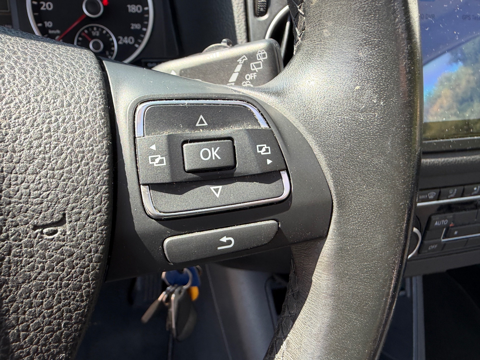Volkswagen Tiguan 2,0 tdi 140ch sportline