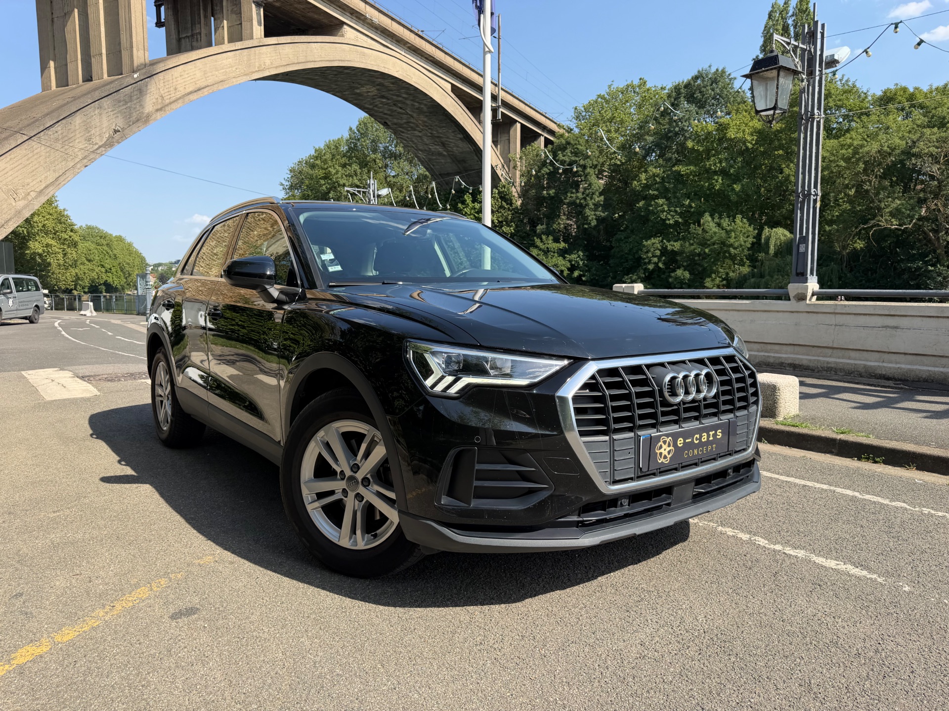 Audi Q3 1.5 TFSI Business