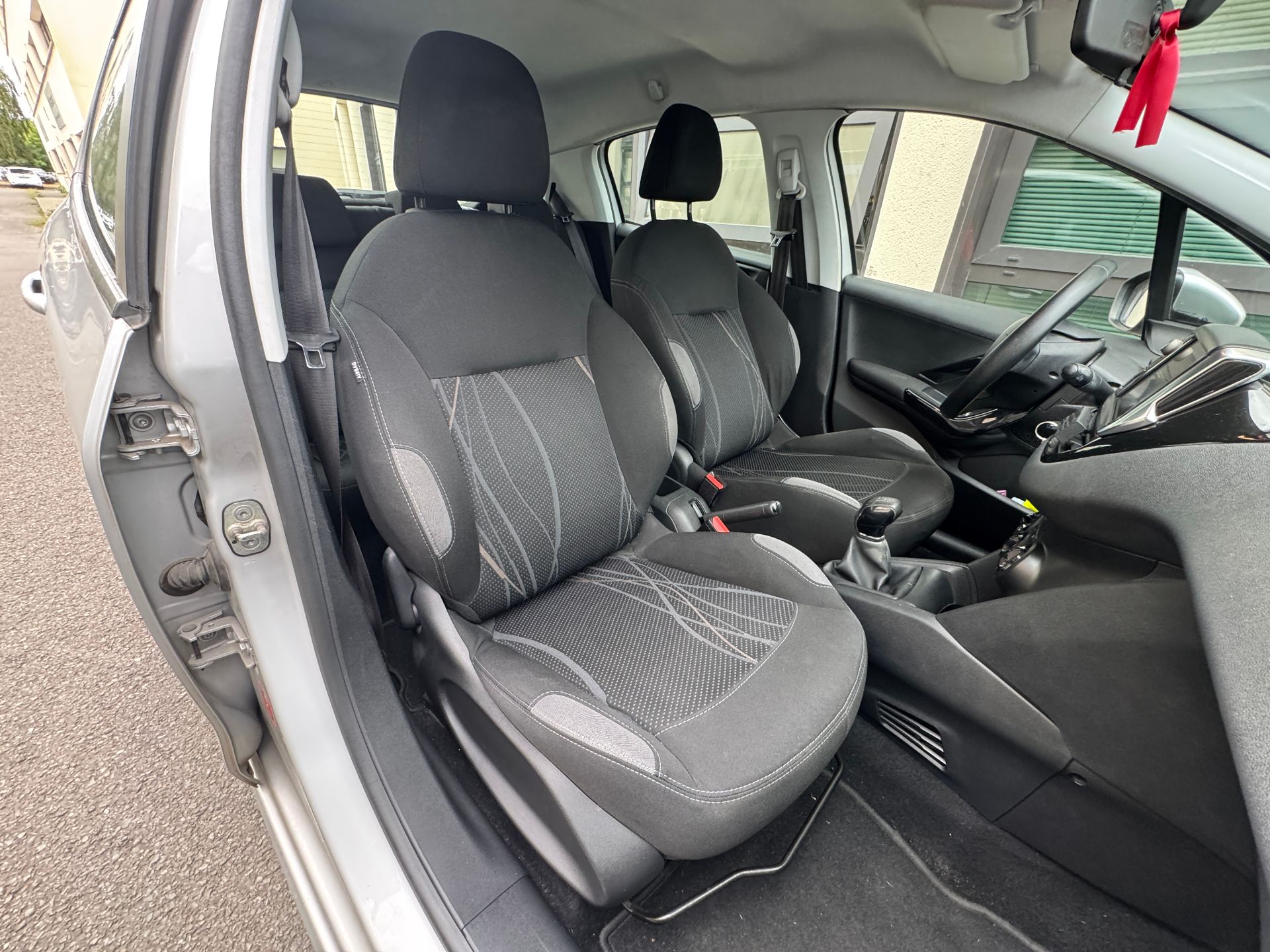 Peugeot 208 1.4 HDI 68ch ACTIVE
