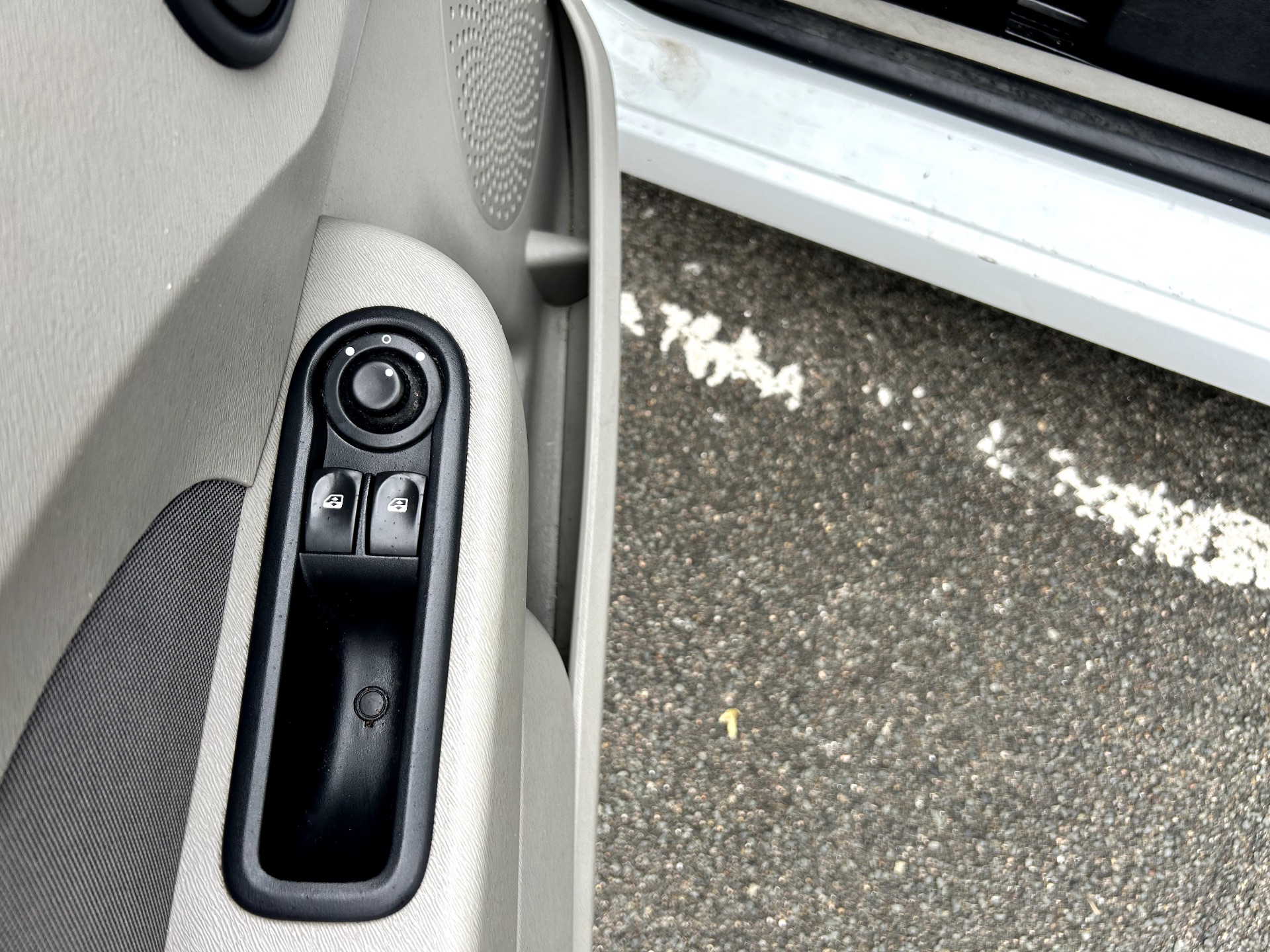 Renault twingo 2 1.2 58ch eco expression