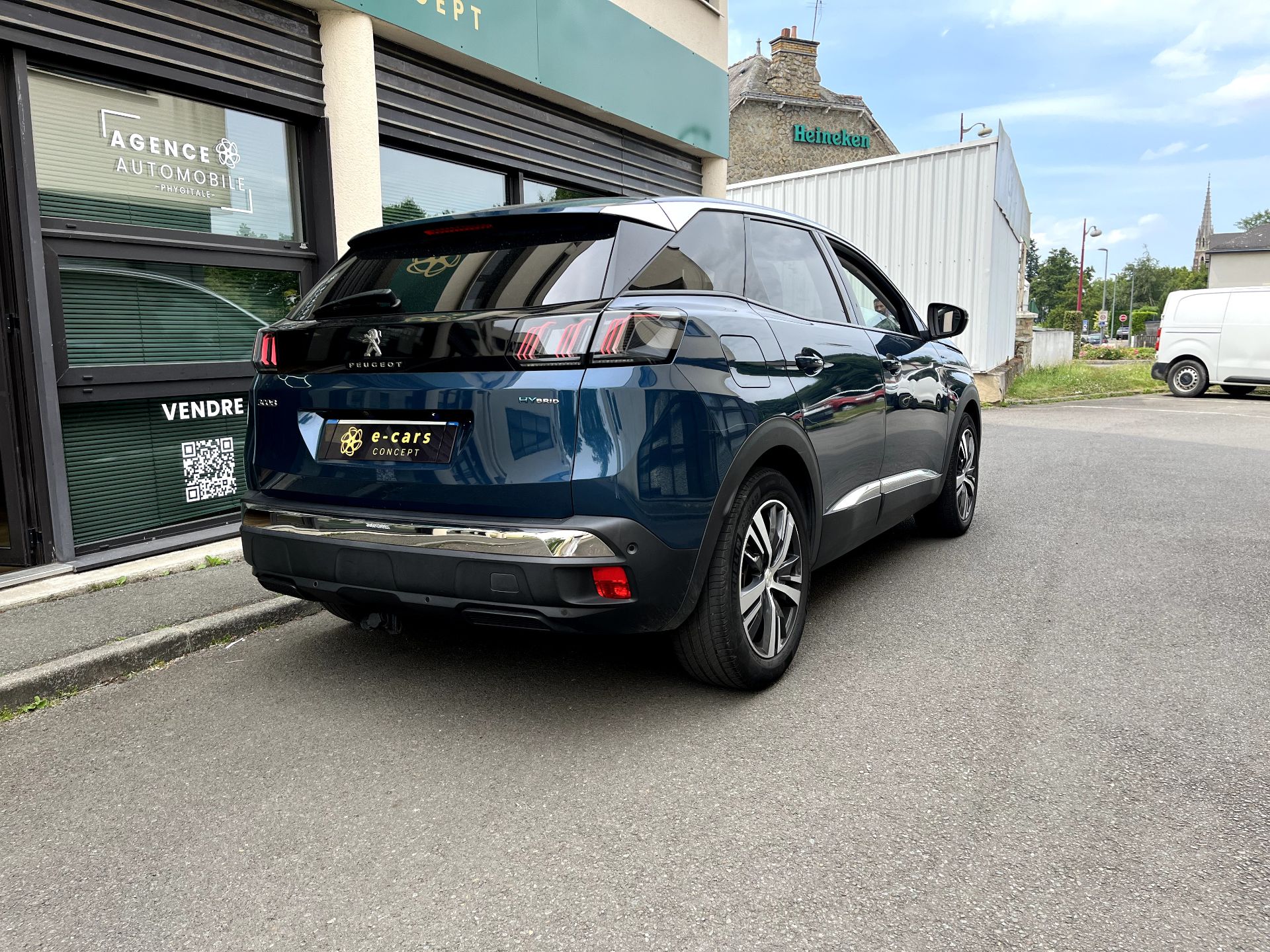 Peugeot 3008 Hybrid 225 ch e-EAT8 Allure Pack