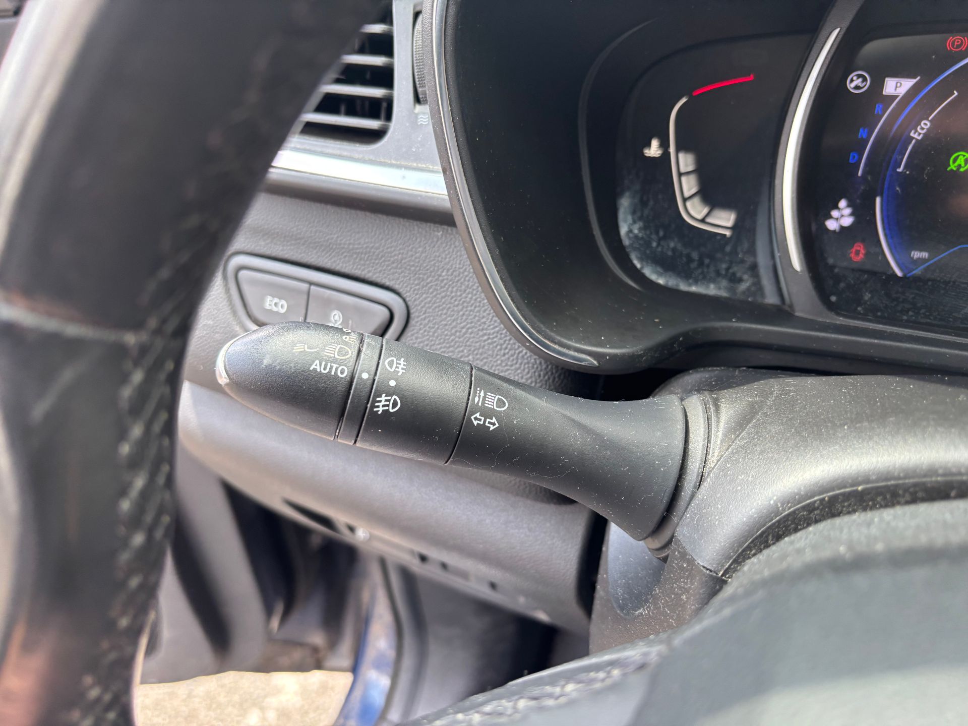 RENAULT KADJAR 1,5L DCI INTENS 1.5 dCi eco2 FWD EDC 110 cv Boîte auto
