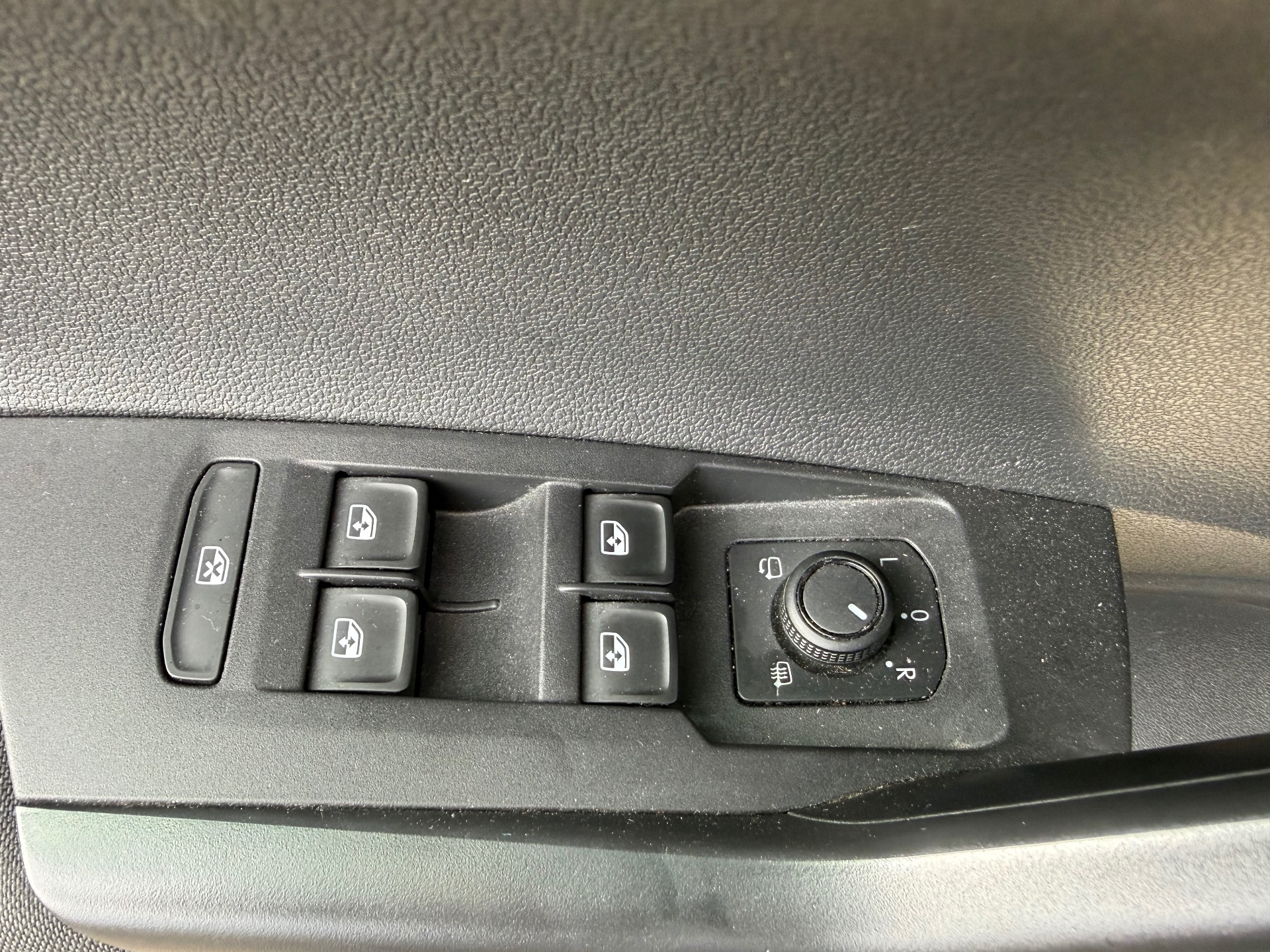 Volkswagen Polo 1.0L TSI Connect