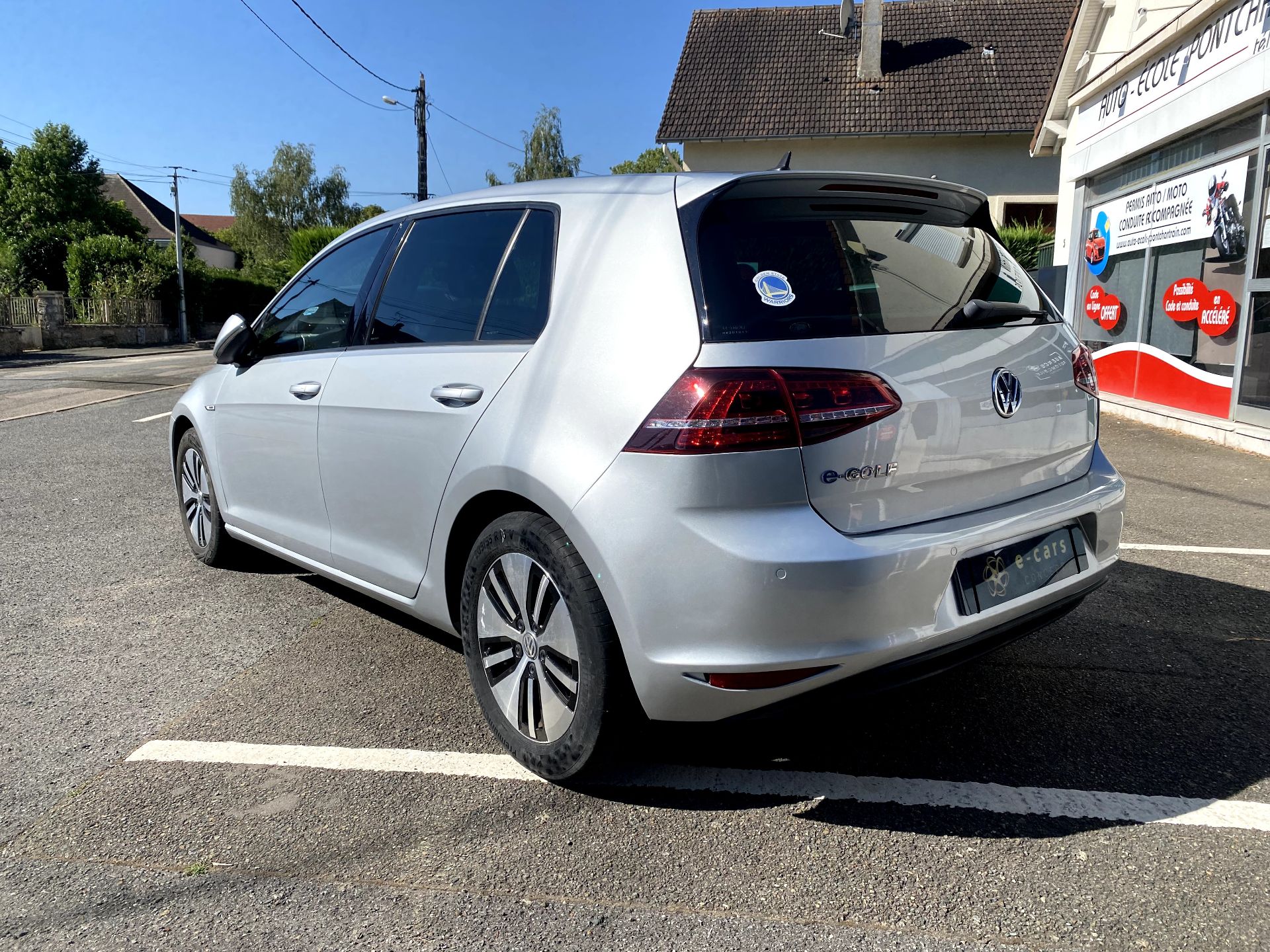 Volkswagen Golf 7 VII 116ch e-Golf