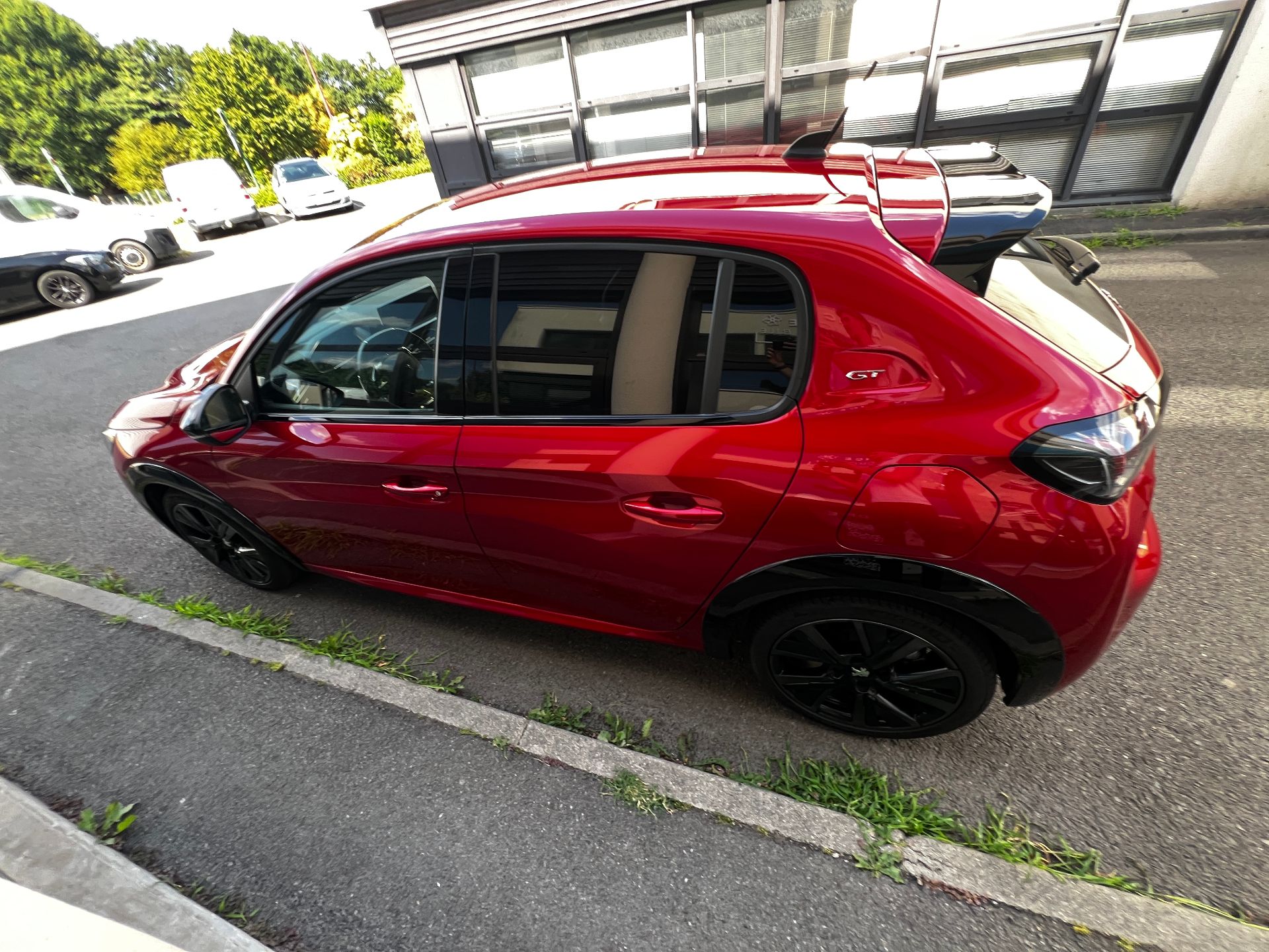 Peugeot 208 GT 1.2L 100ch