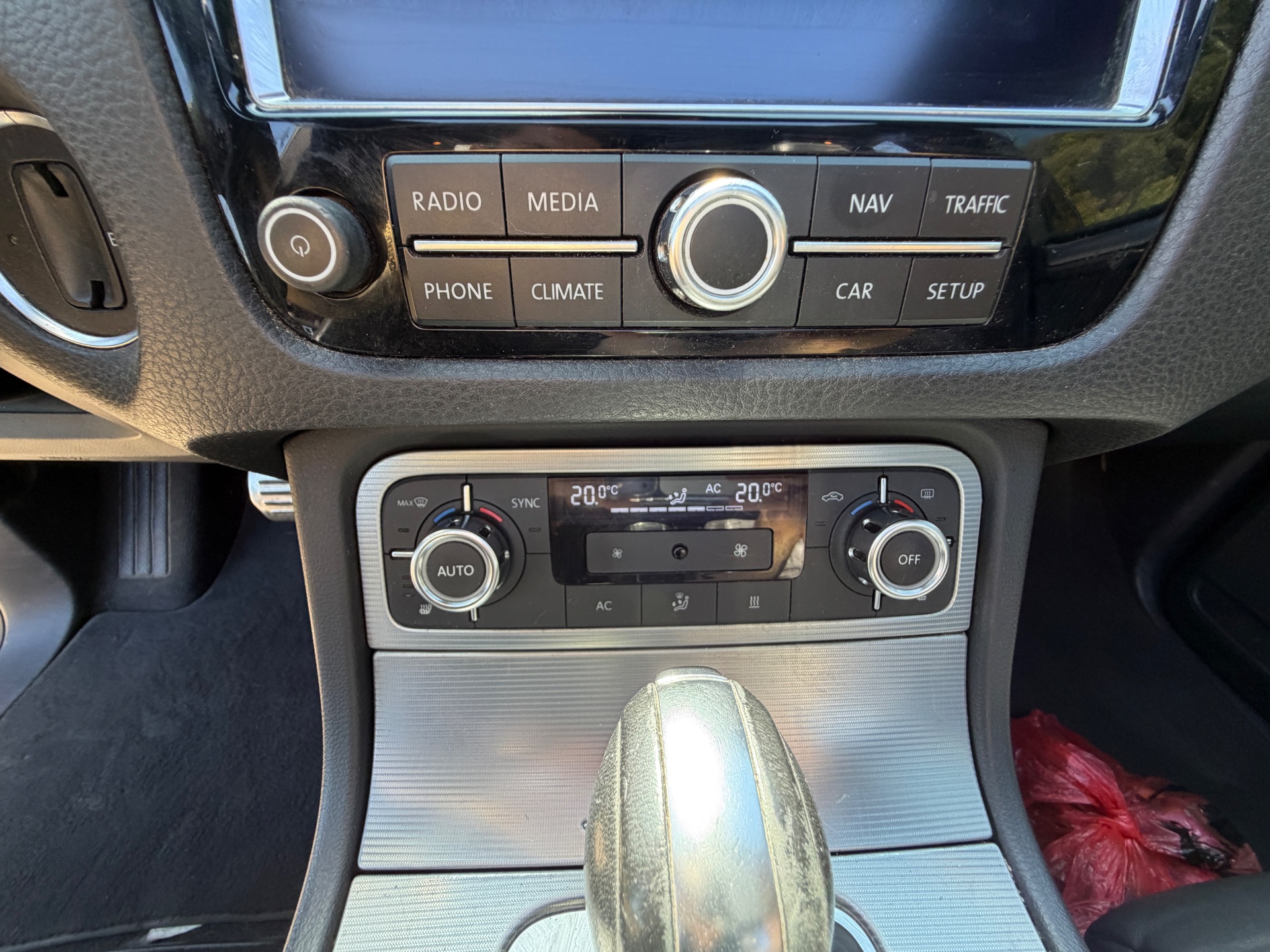 Volkswagen Touareg V8 4,2 TDI 340ch R line