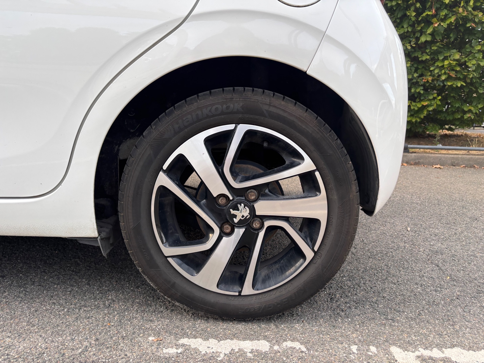 Peugeot 108 1.2 pure tech 82ch allure