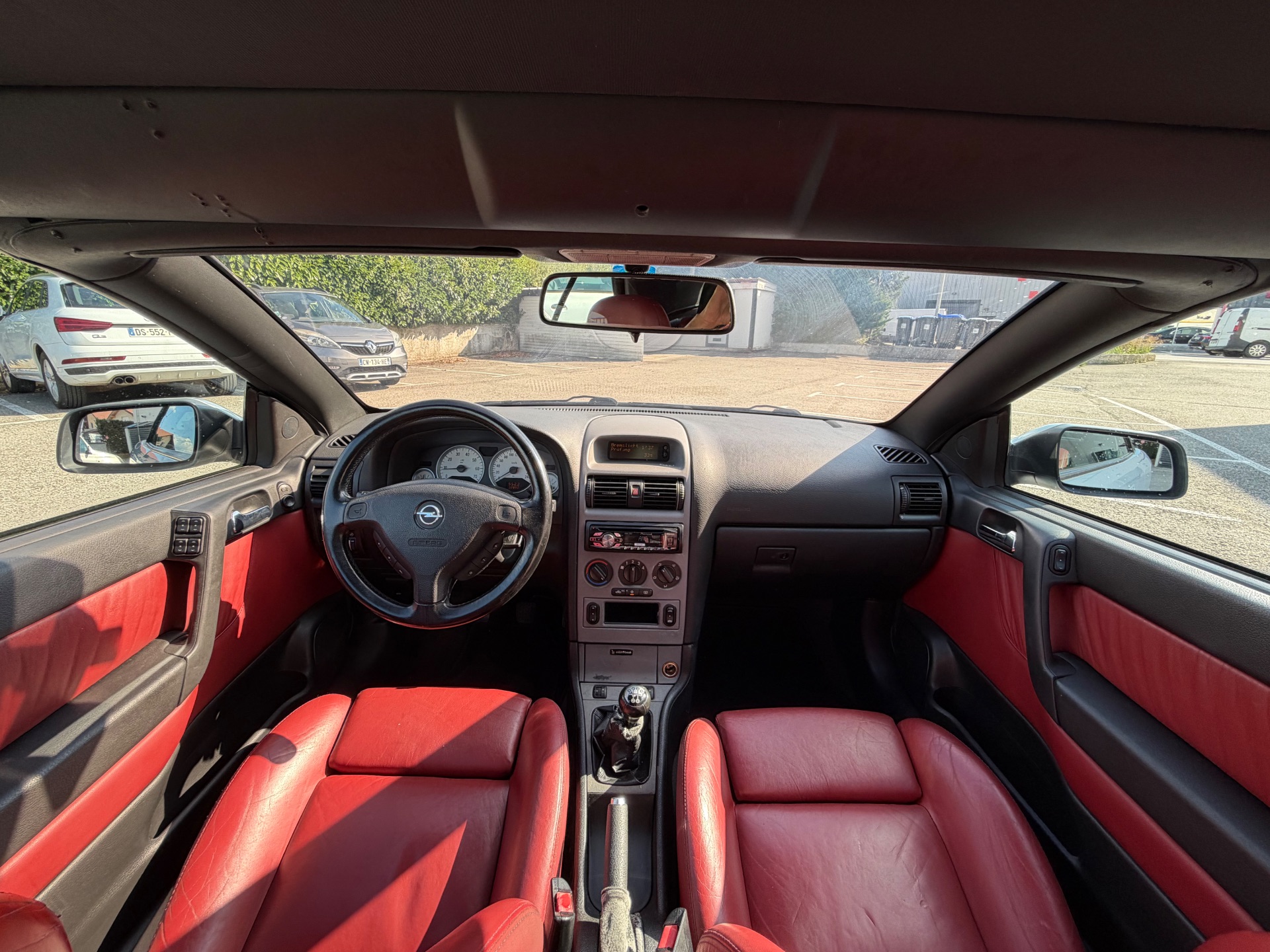 Opel Astra ESSENCE EDITION BERTONE