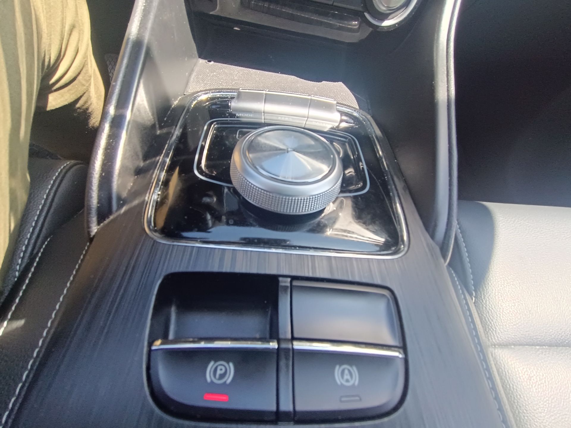 MG ZS Électrique 143ch