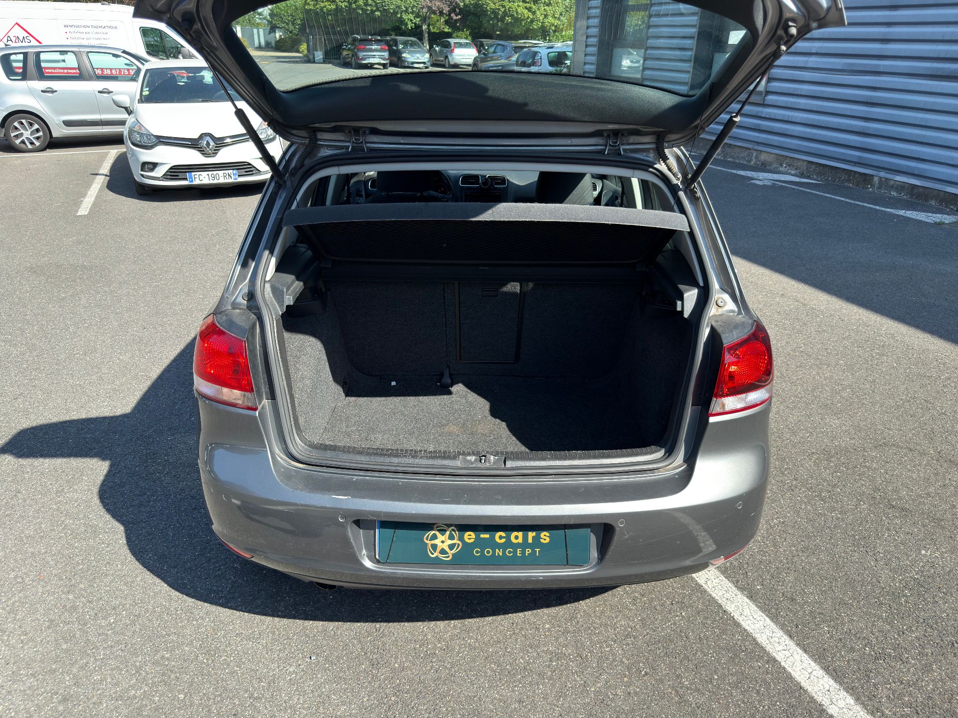 Volkswagen Golf 1.6 TDI 105ch 105ch CONFORTLINE
