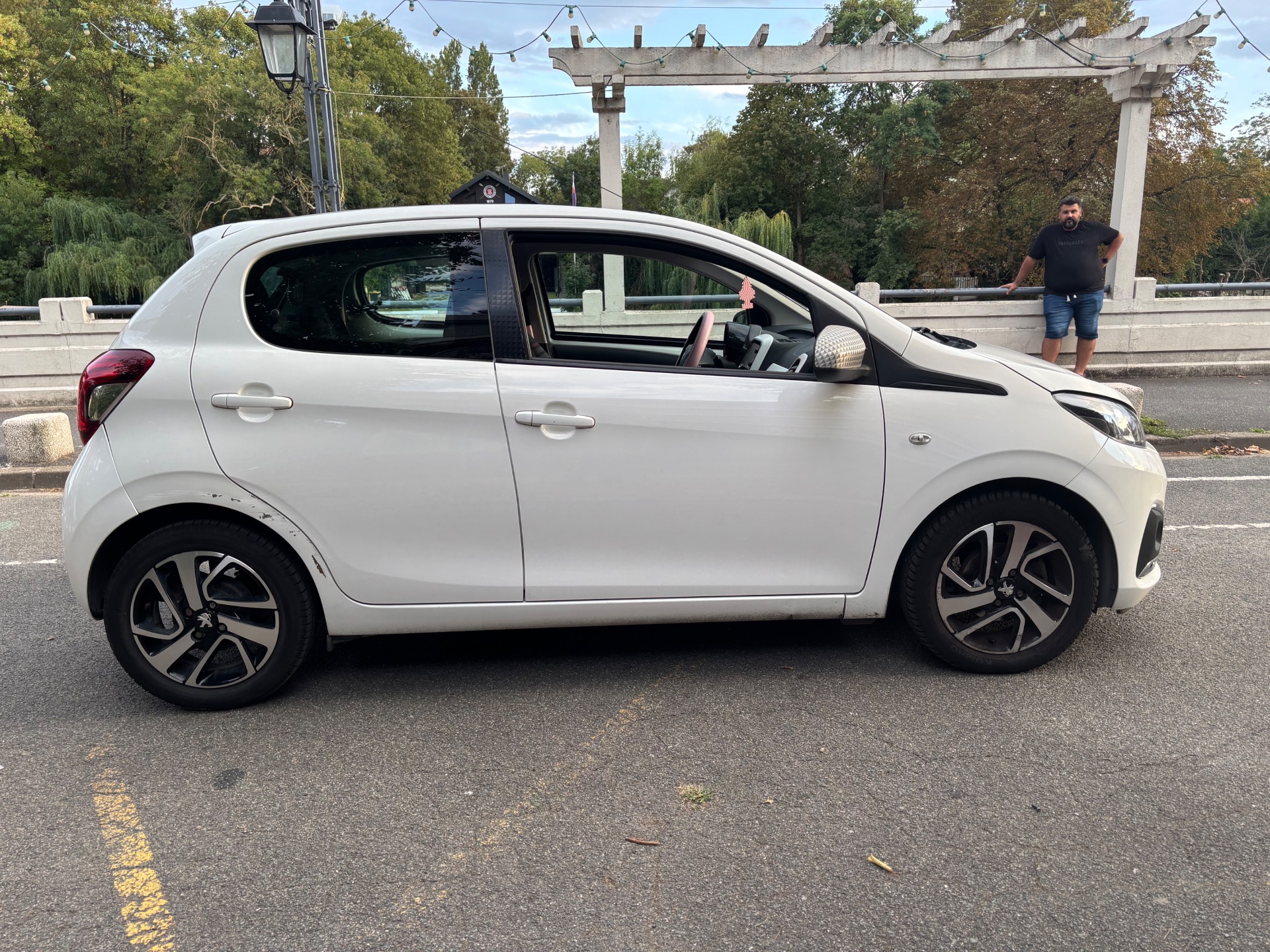 Peugeot 108 1.2 pure tech 82ch allure