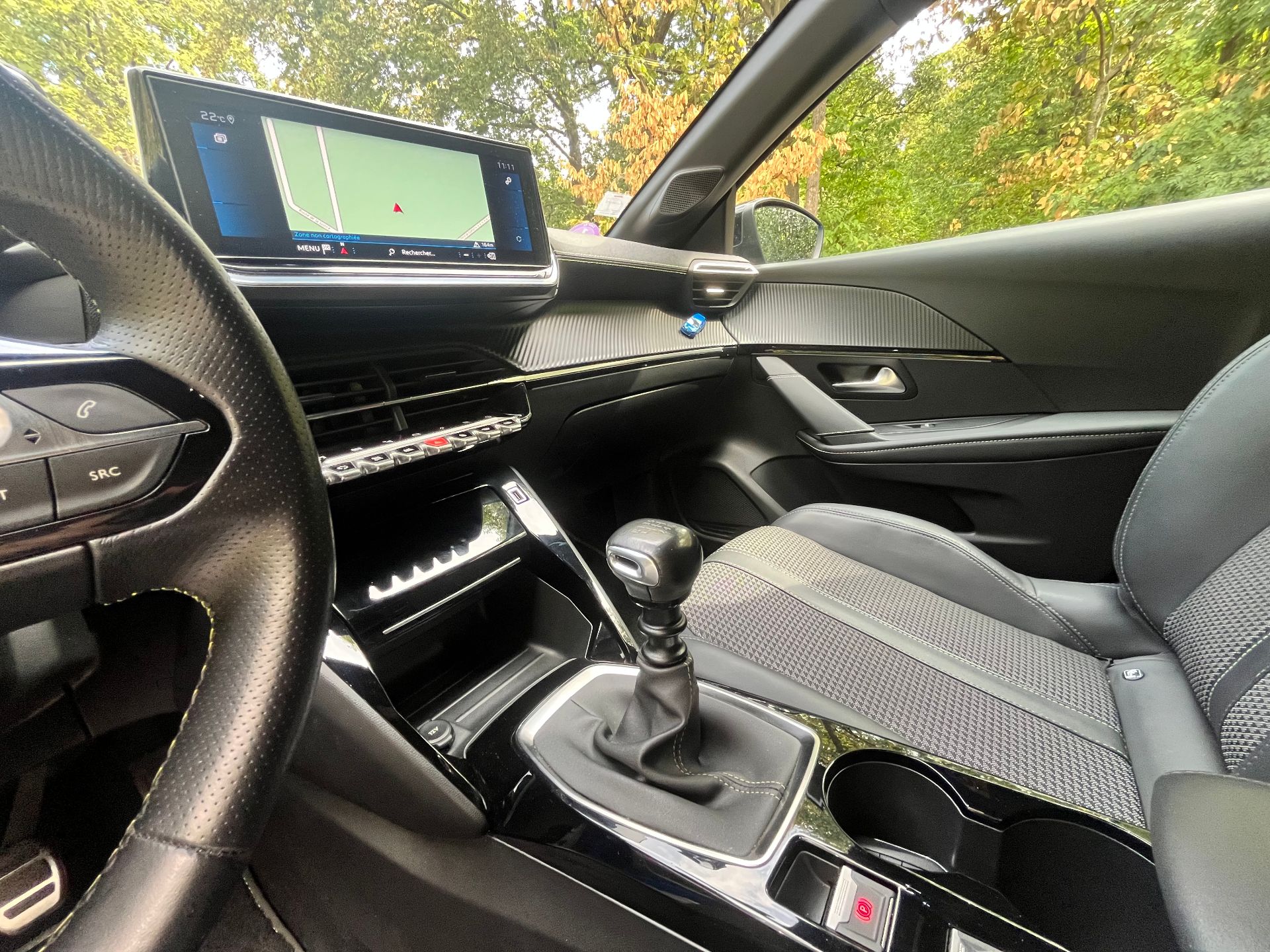 PEUGEOT 208 1,2L 12v 100ch GT line