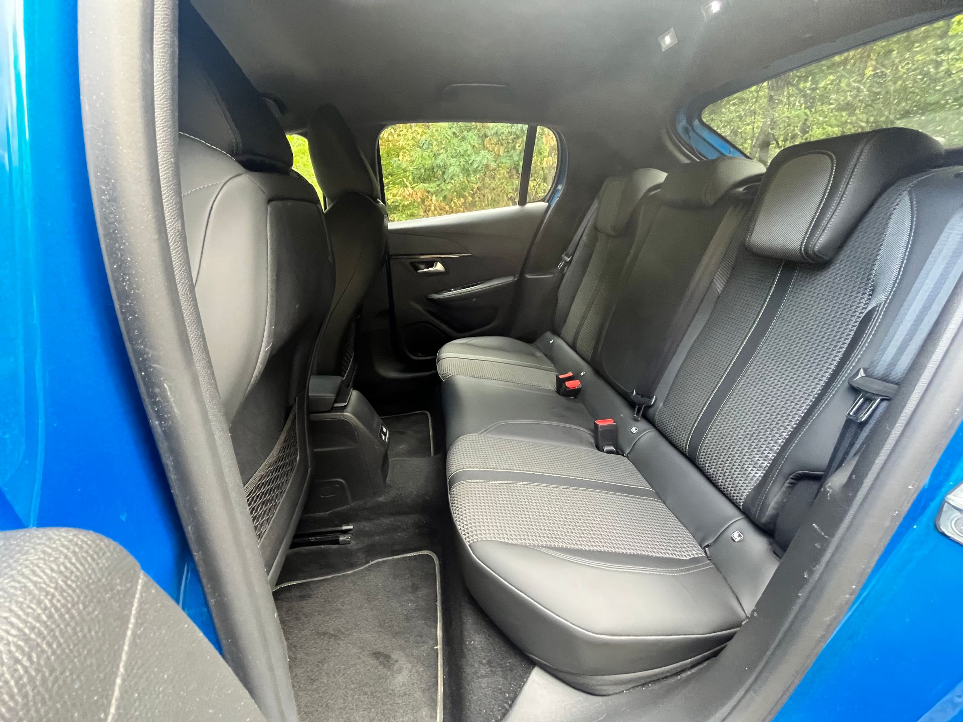 PEUGEOT 208 1,2L 12v 100ch GT line