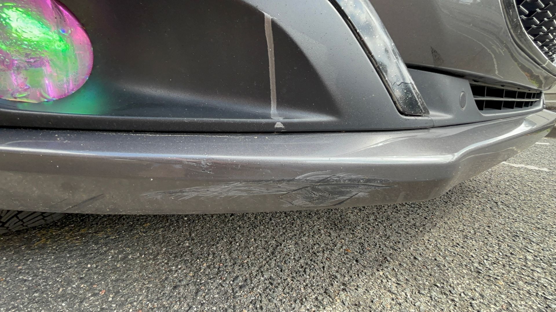 Peugeot 208 1.5 bleu HDI Tech édition