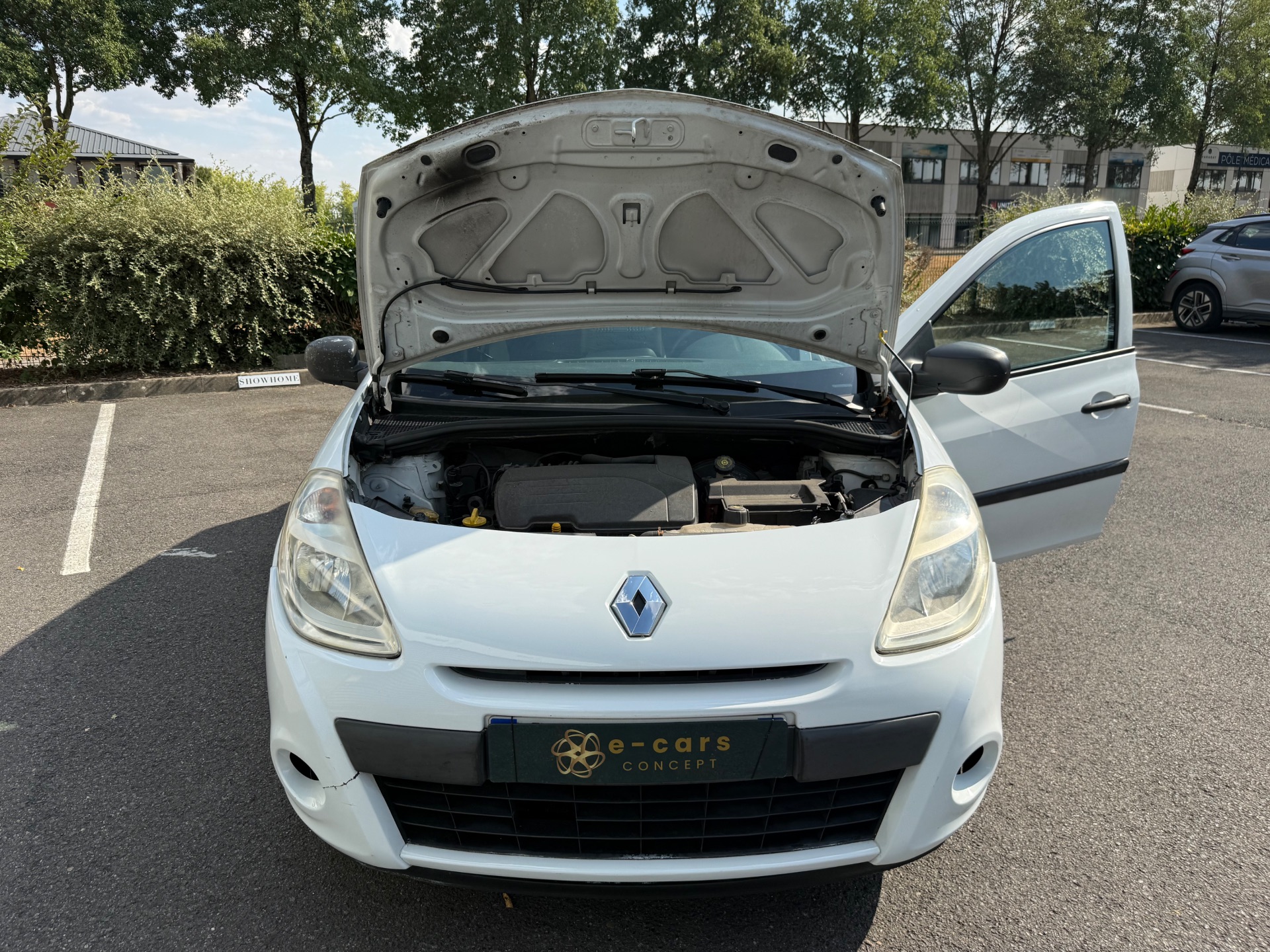 Renault Clio III 1.2 16V 75ch Authentique
