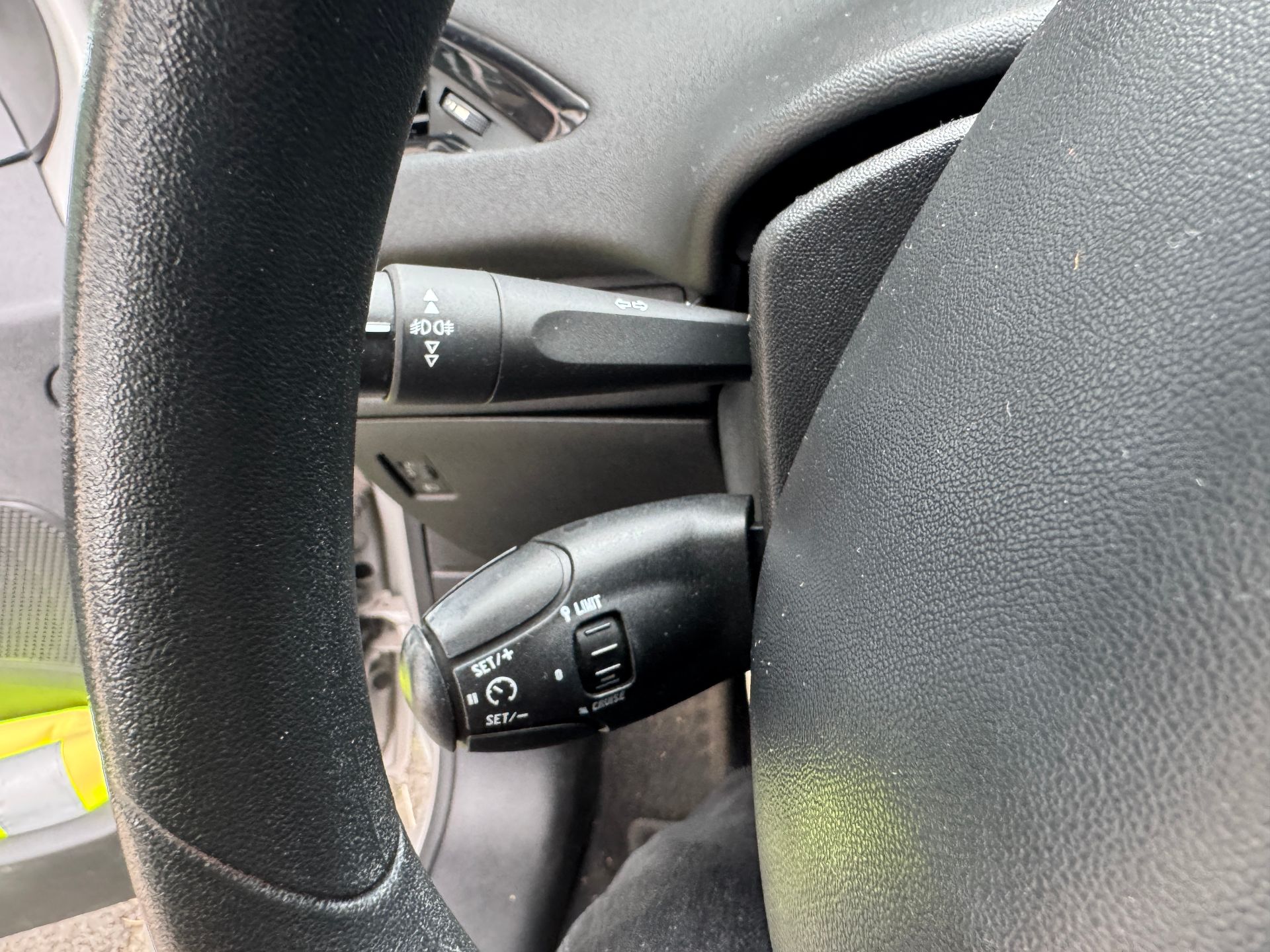 Peugeot 208 1.4 HDI 68ch ACTIVE