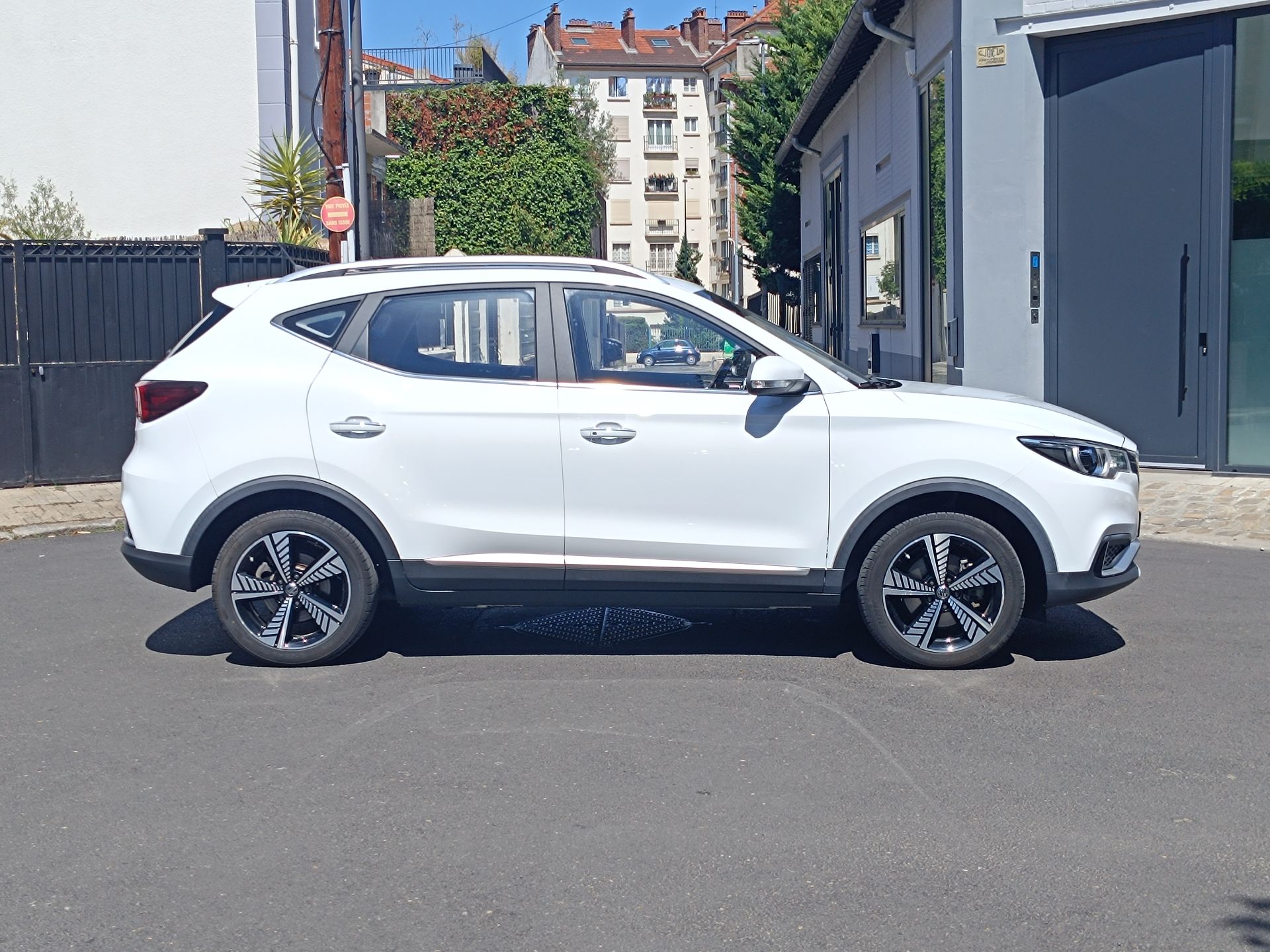 MG ZS Électrique 143ch
