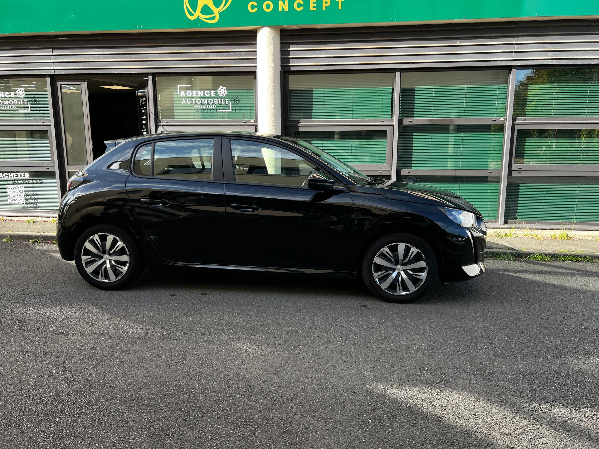 Peugeot 208 1.2 PURE TECH 75ch S&S Active Business