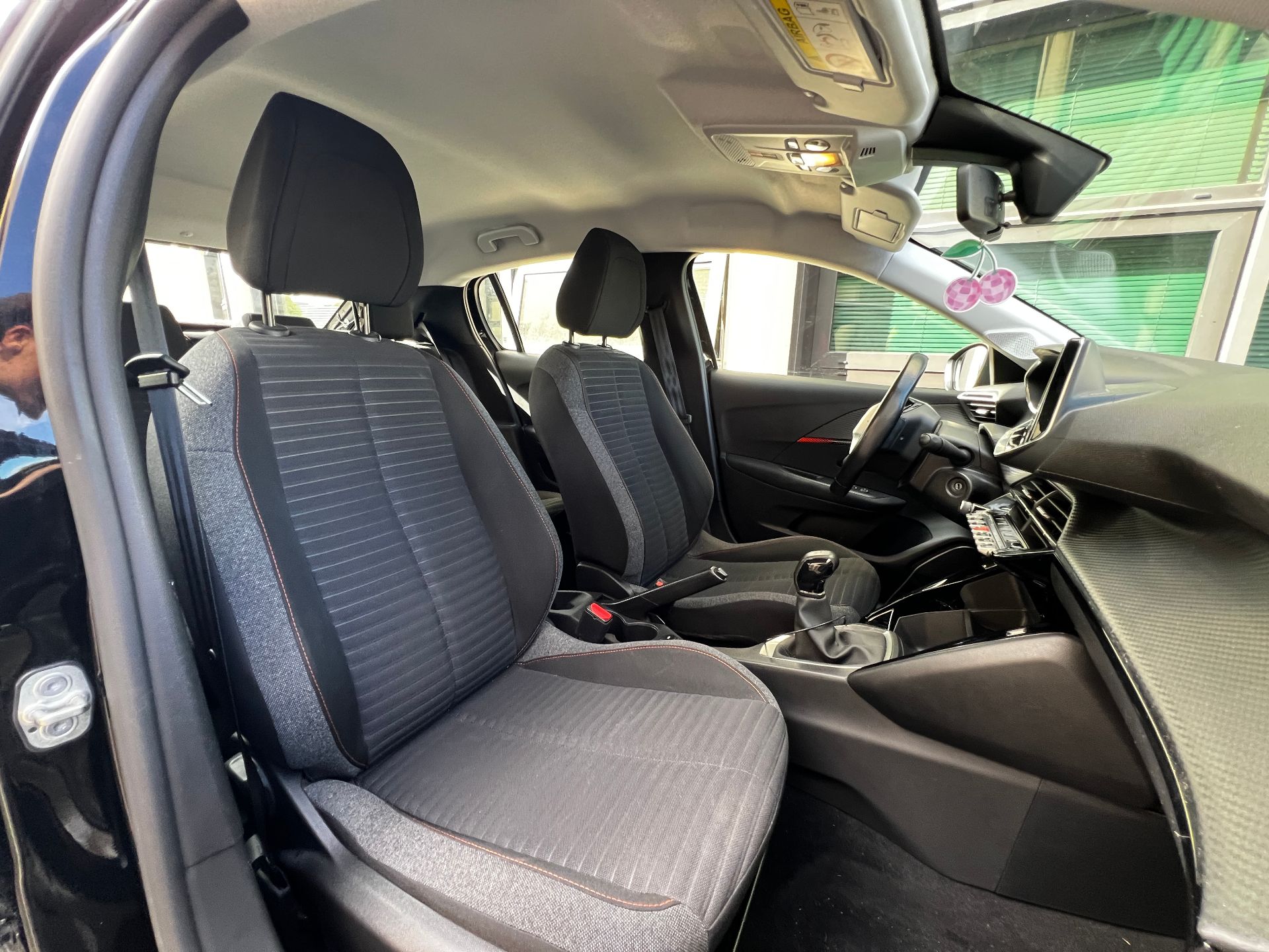 Peugeot 208 1.2 PURE TECH 75ch S&S Active Business