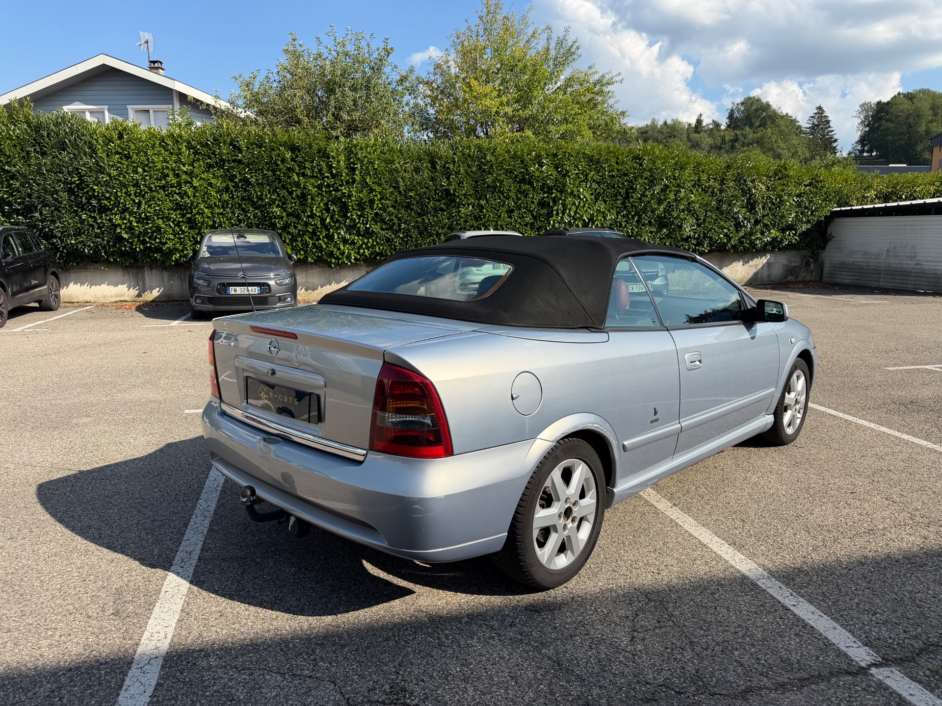 Opel Astra ESSENCE EDITION BERTONE