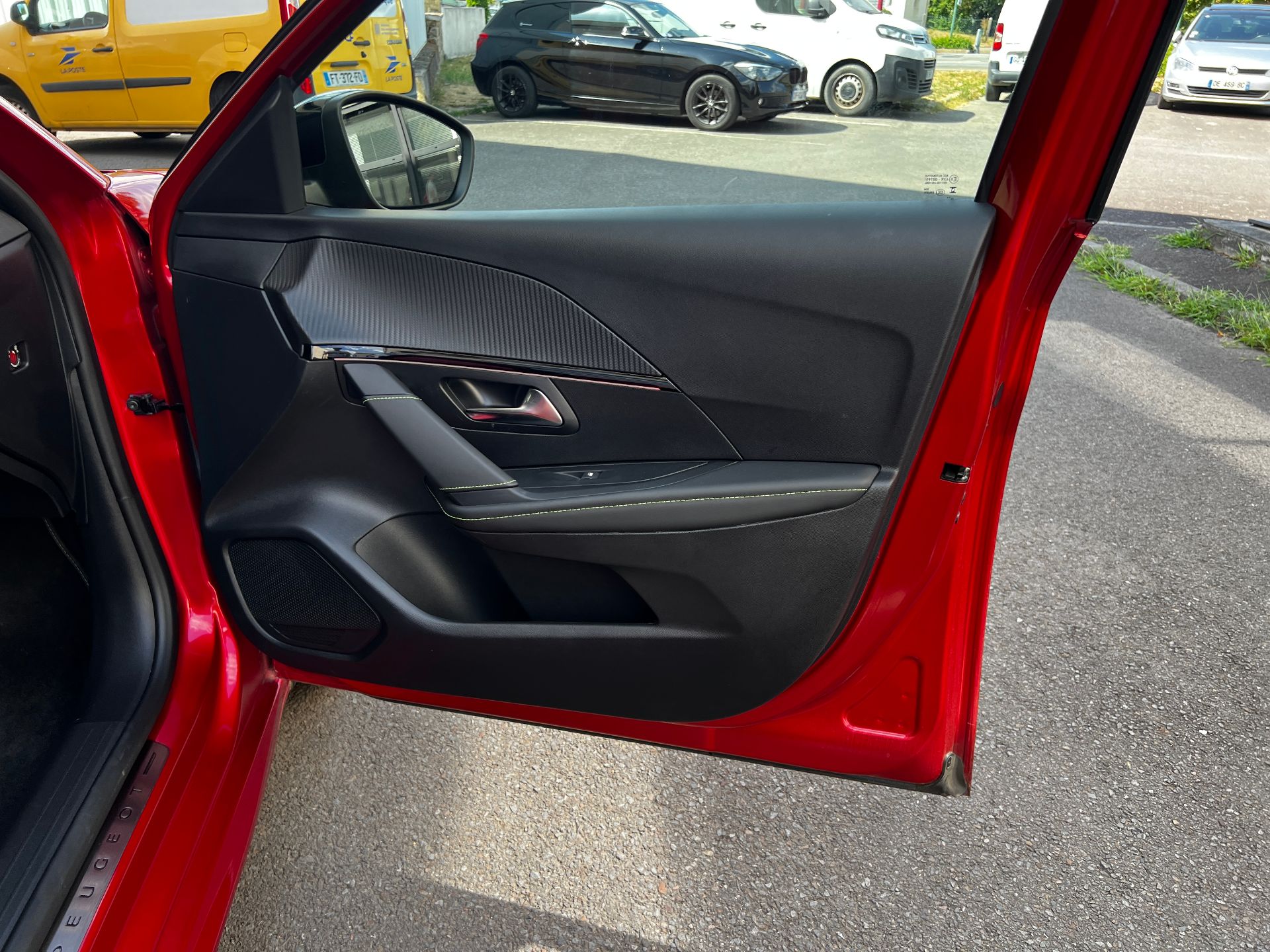 Peugeot 208 GT 1.2L 100ch