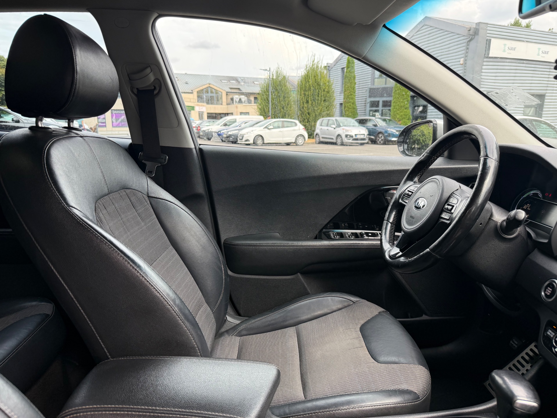 Kia Niro 1.6 GDI 16v HYBRID 141 ch DCT6 Boîte auto 141ch Design