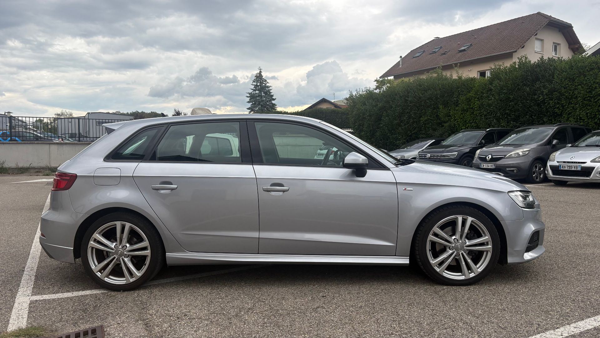 Audi A3 2.0L TFSI 190ch S-LINE