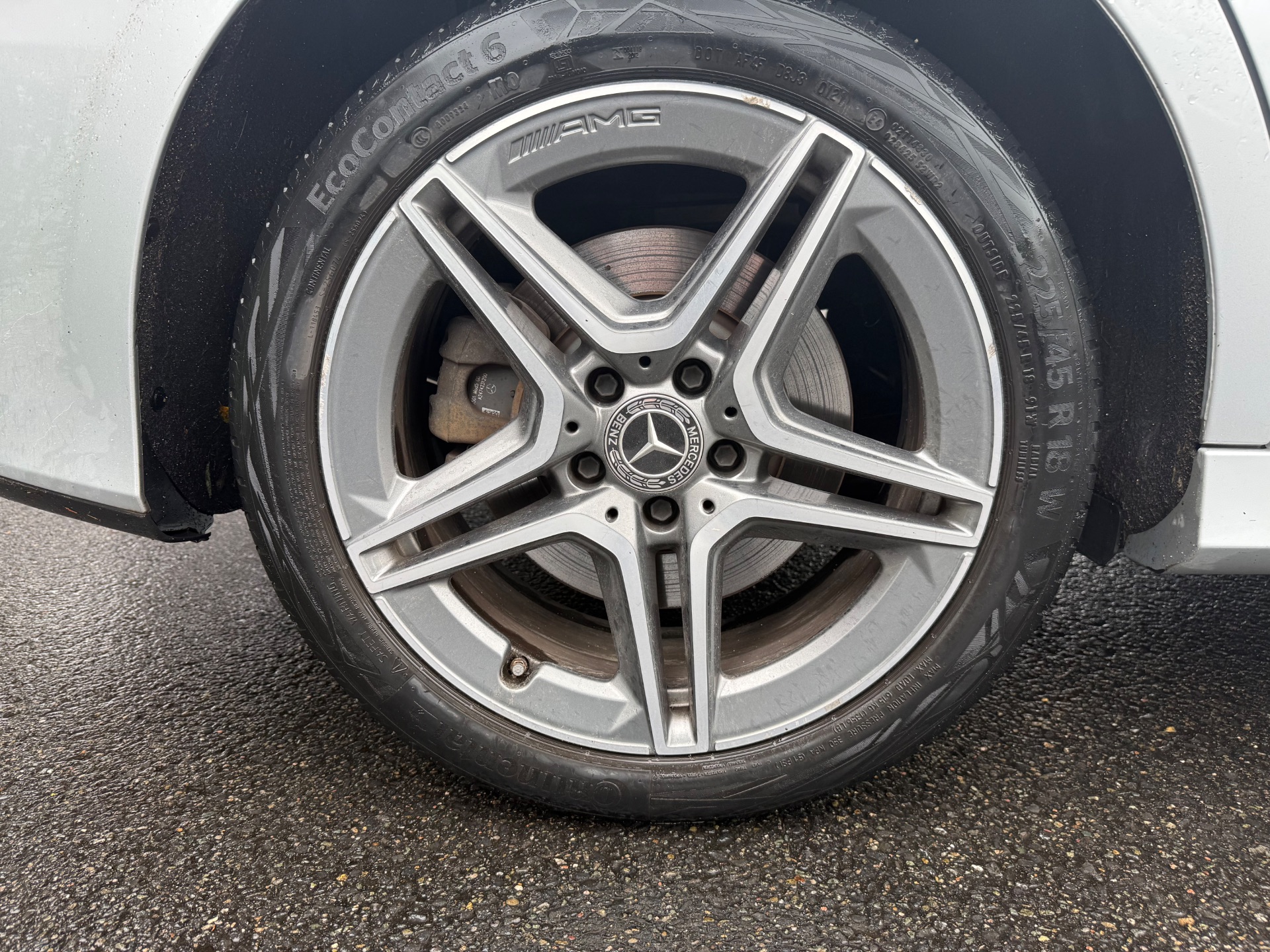 Mercedes-Benz Classe A Berline 250 e 8G-DCT 8.0CV AMG Line