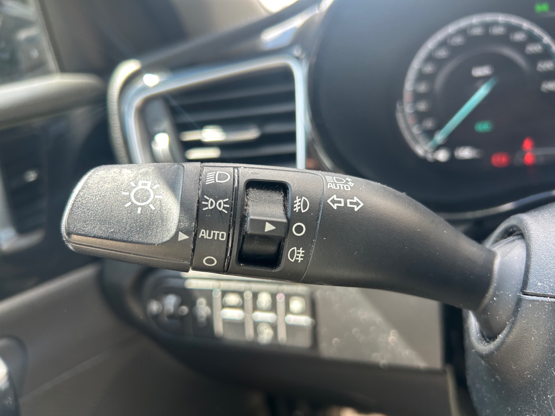Kia XCeed 1.6 GDI HYBRIDE RECHARGEABLE 140ch Design